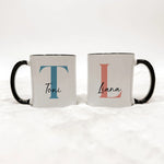 Tasse mit Namen + Initial - Keramik Tasse - famprints - Entdecke unsere Tasse mit Namen + Initial – das perfekte personalisierte Geschenk für dich oder deine Liebsten! Diese hochwertige Tasse bietet dir die Möglichkeit, sie mit deinem Wunsch-Initial und N