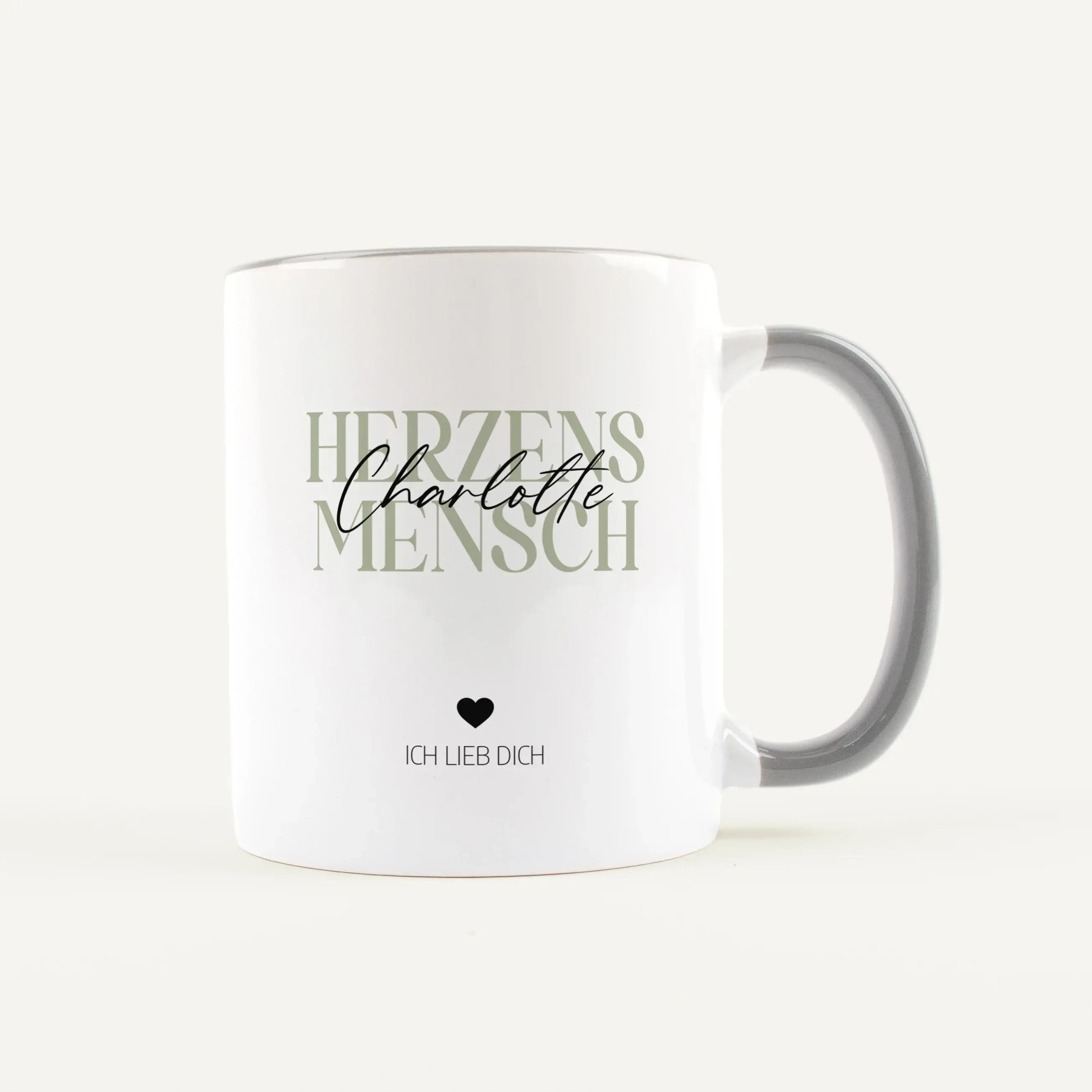 Tasse Herzensmensch-Keramik Tasse-famprints-Die Tasse Herzensmensch von famprints ist mehr als ein Alltagsgegenstand – sie wird zu einem persönlichen Geschenk mit Bedeutung. Durch die individuelle Gestaltung mit Namen und Wunschtext entsteht ein echtes Un