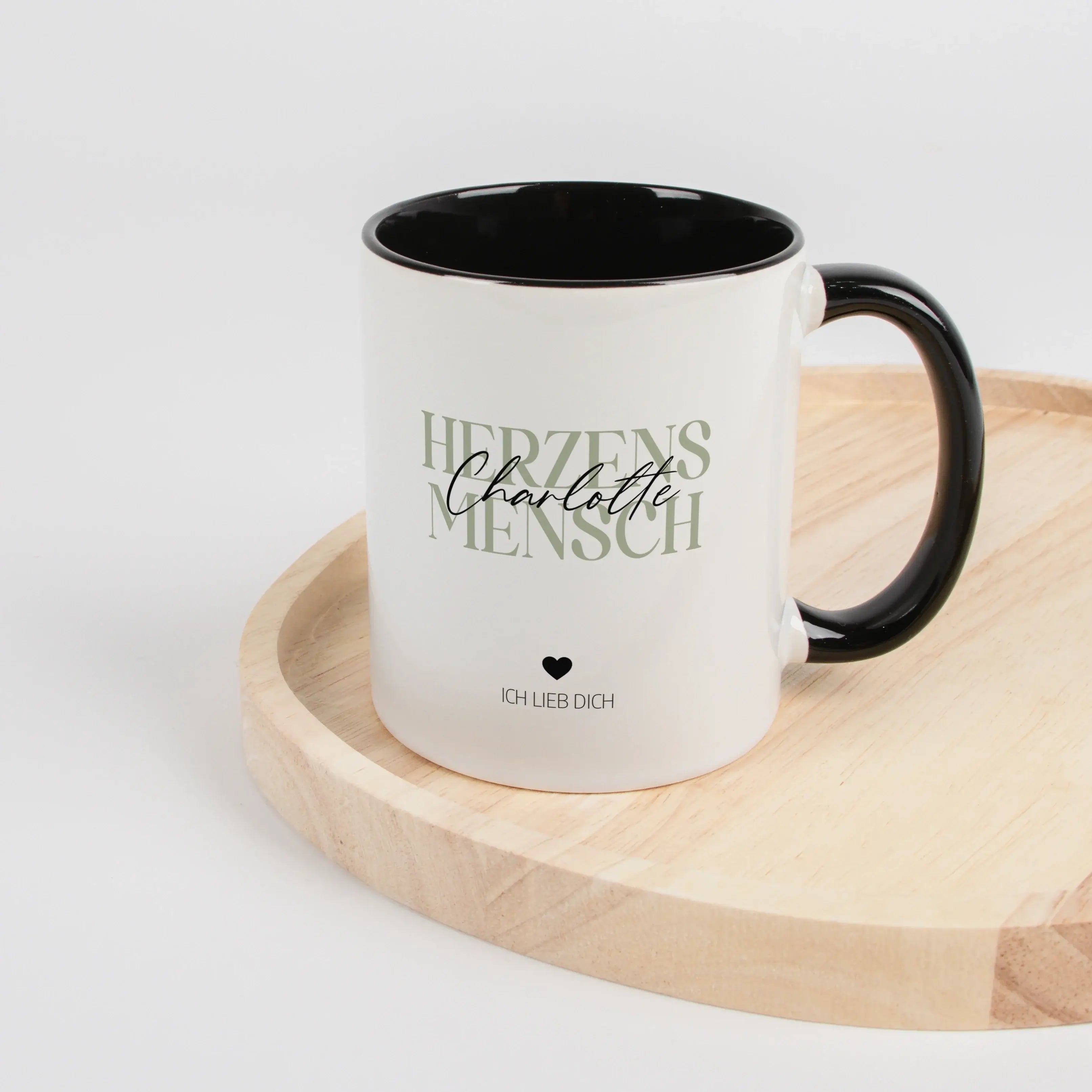 Tasse Herzensmensch-Keramik Tasse-famprints-Die Tasse Herzensmensch von famprints ist mehr als ein Alltagsgegenstand – sie wird zu einem persönlichen Geschenk mit Bedeutung. Durch die individuelle Gestaltung mit Namen und Wunschtext entsteht ein echtes Un