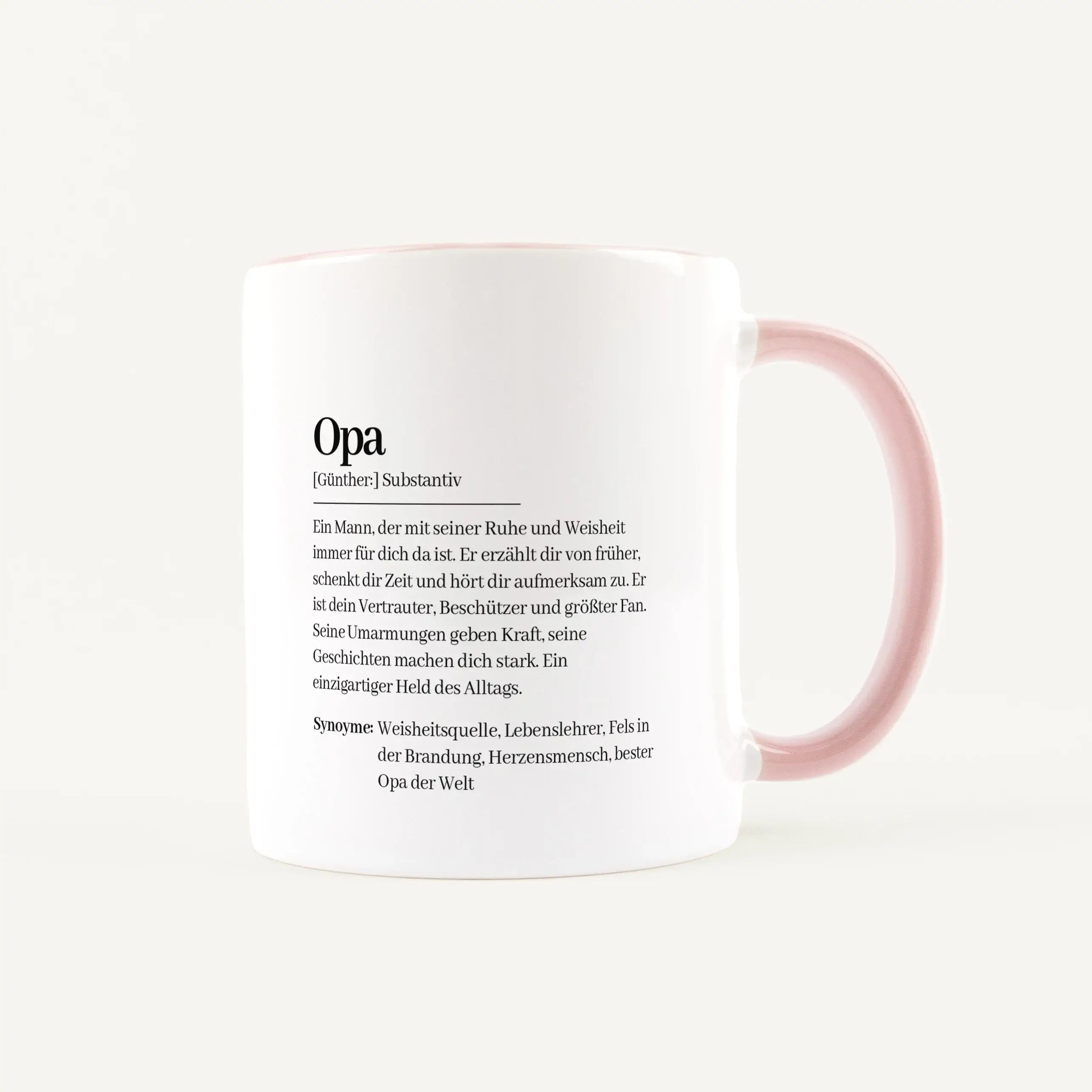Tasse Definition Opa-Keramik Tasse-famprints-Die Tasse Definition Opa ist für alle gedacht, die ein persönliches Geschenk suchen, das nicht beliebig wirkt. Auf der weißen Tasse steht eine liebevolle Beschreibung im Duden Stil, die deinen Opa auf besondere