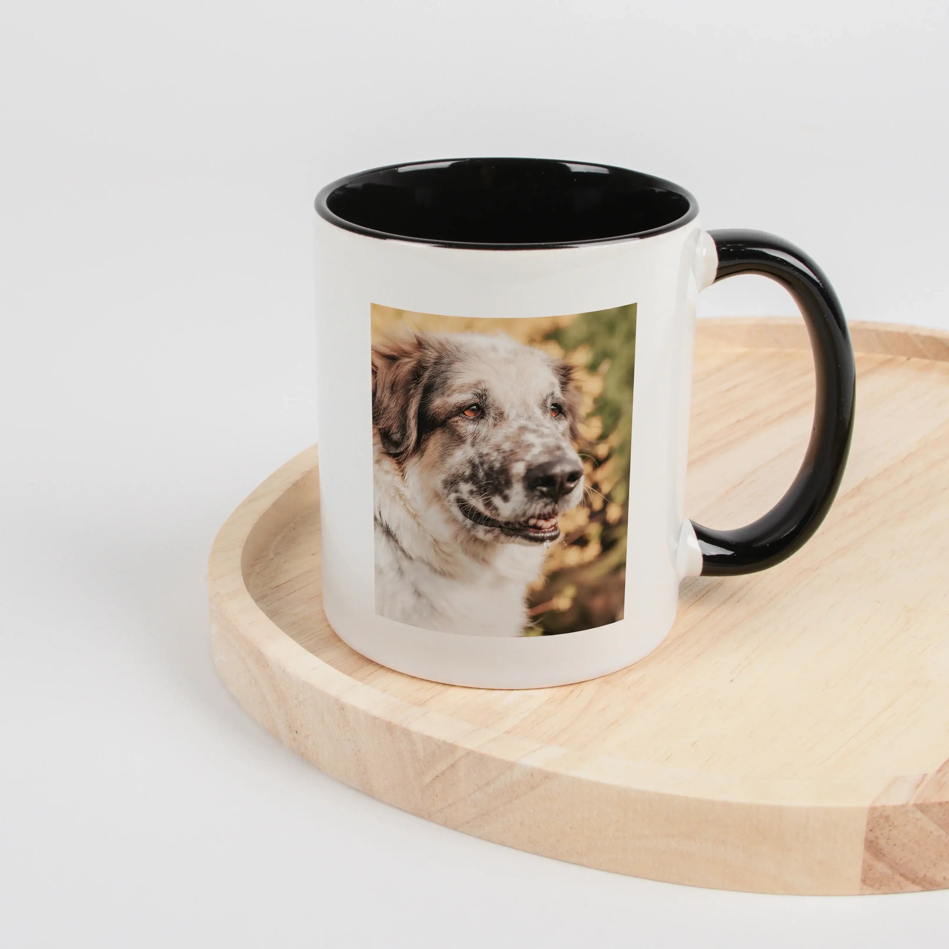 Tasse Definition Seelenhund-Keramik Tasse-famprints-Manche Hunde sind nicht einfach nur Haustiere. Sie sind ein Teil von dir, verstehen dich ohne viele Worte und hinterlassen Spuren im Herzen. Genau dafür steht die Tasse Definition Seelenhund von famprint