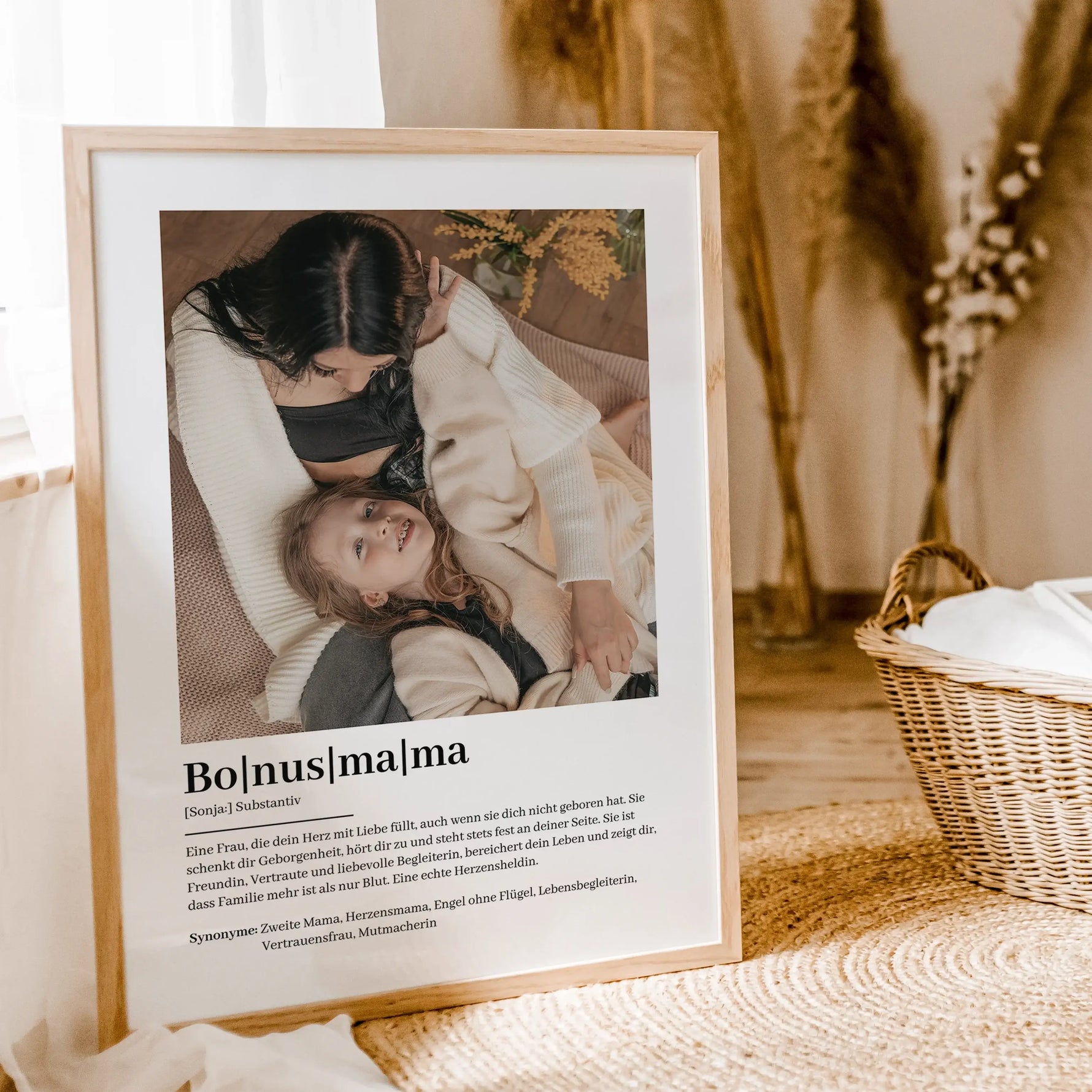 Bonusmama Definition Poster mit Foto-famprints-Personalisiertes Poster-Suchst du nach einem besonderen Geschenk für deine Bonusmama? Unser Bonusmama Definition Poster mit Foto ist die perfekte Wahl! Dieses liebevoll gestaltete Poster zeigt auf einzigartig