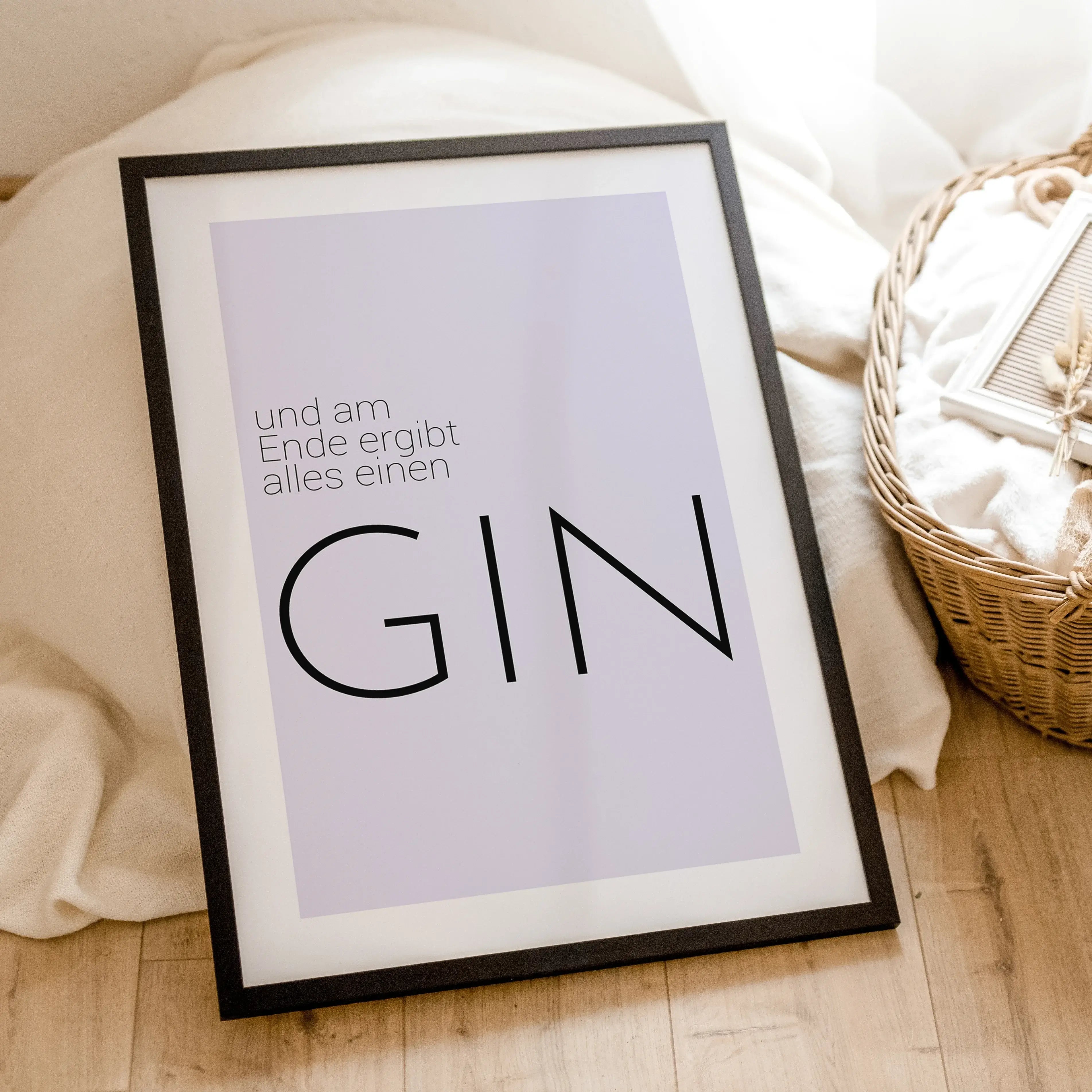 Gin Poster 'Ende'-famprints-Poster-Auf dem Gin Poster 'Ende' findest du den lustigen Spruch 'und am Ende ergibt alles einen Gin'. Stilvolles Gin Wandbild für jeden Gin Liebhaber und Fan. Das Poster erhältst du bei uns in 6 verschieden Größen. Gedruckt wir