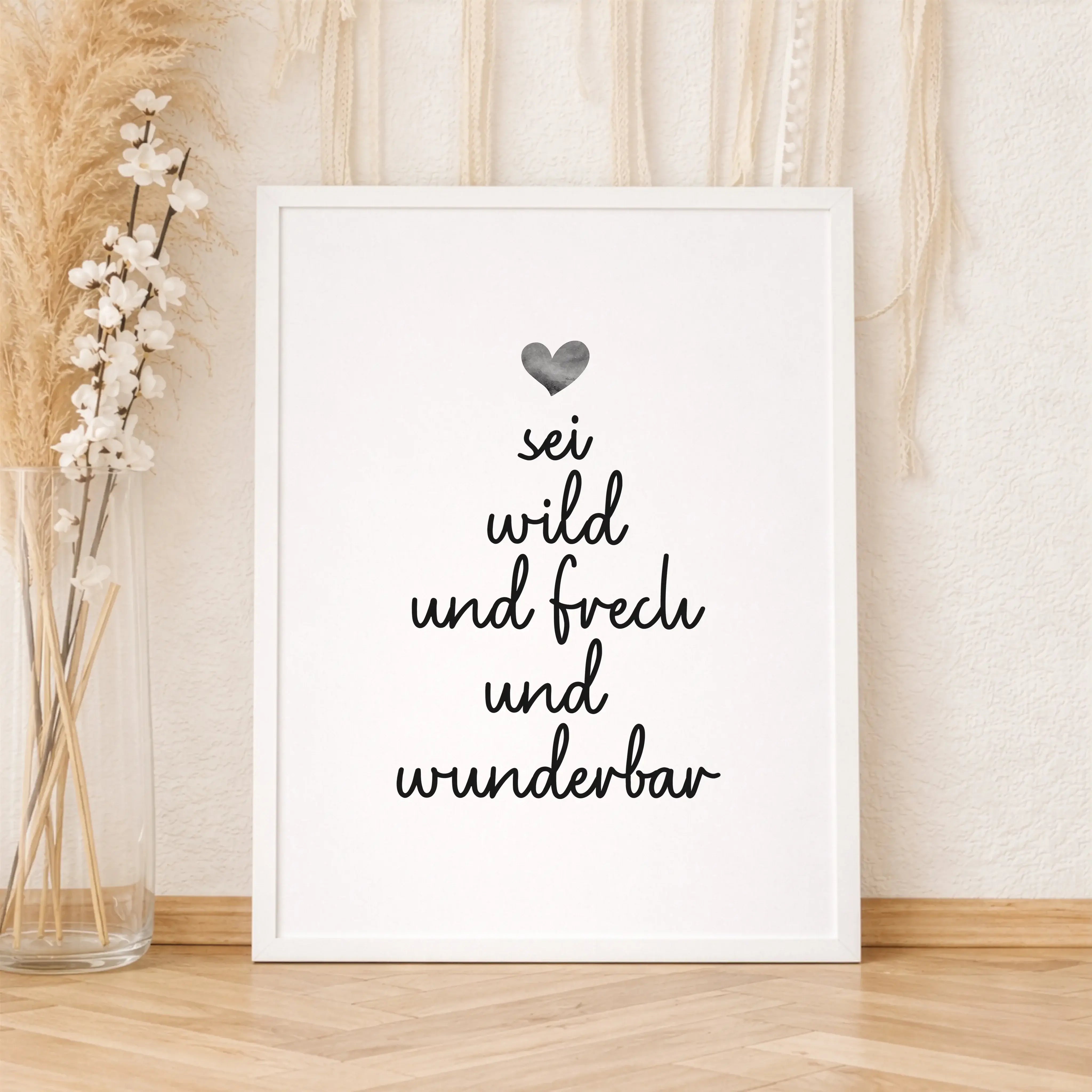 sei frech und wild und wunderbar Poster-Poster-famprints-Das sei frech und wild und wunderbar Poster von famprints ist mehr als ein schöner Wandschmuck. Es ist eine liebevolle Botschaft, die Kinder stärkt, sie ermutigt und ihnen zeigt, dass sie genau rich