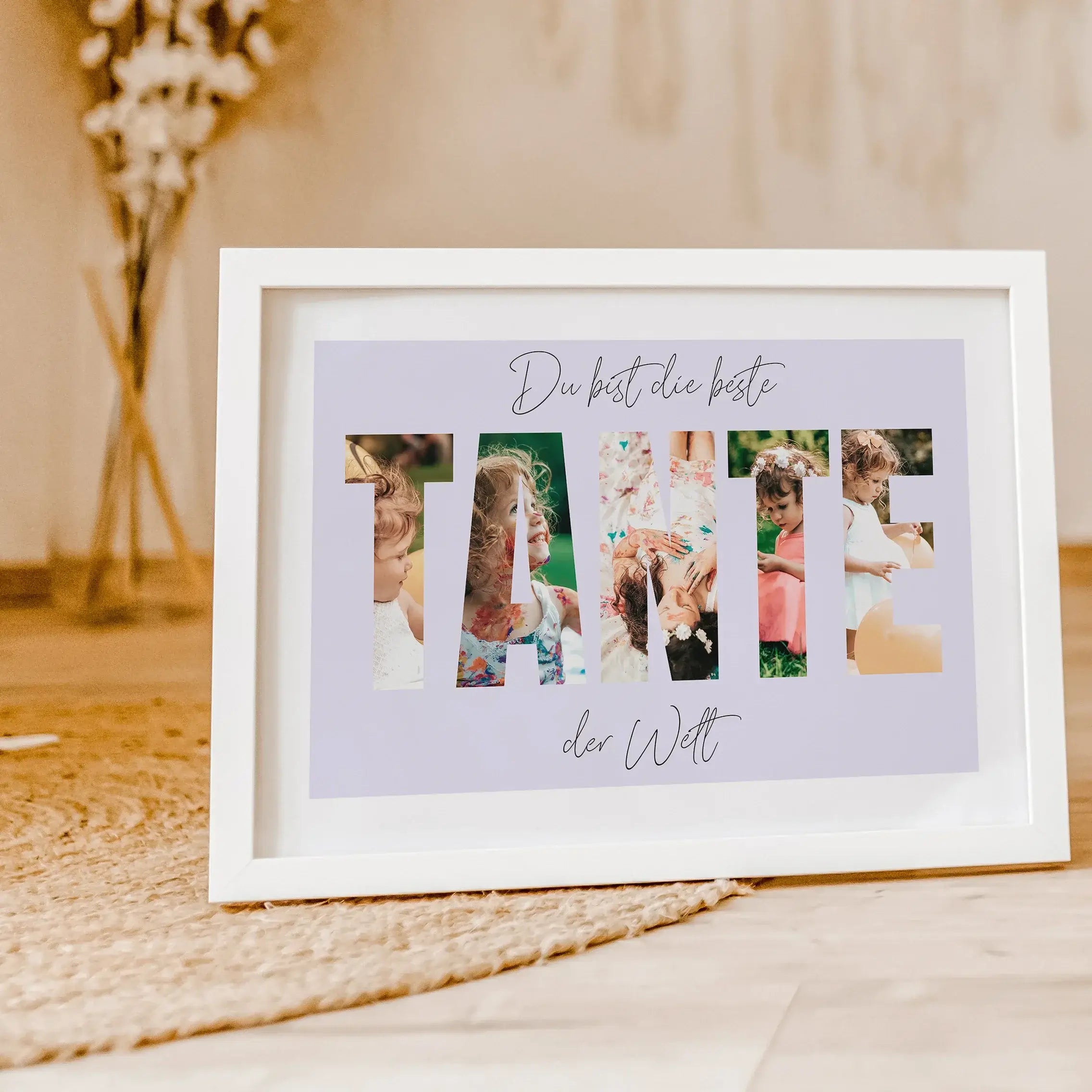 Beste Tante Poster-famprints-Personalisiertes Poster-Das "Beste Tante Poster" ist das ideale Geschenk für die beste Tante der Welt. Hinter die dicken Buchstaben können deine persönlichen Fotos platziert werden, um eine einzigartige Fotocollage zu gestalte