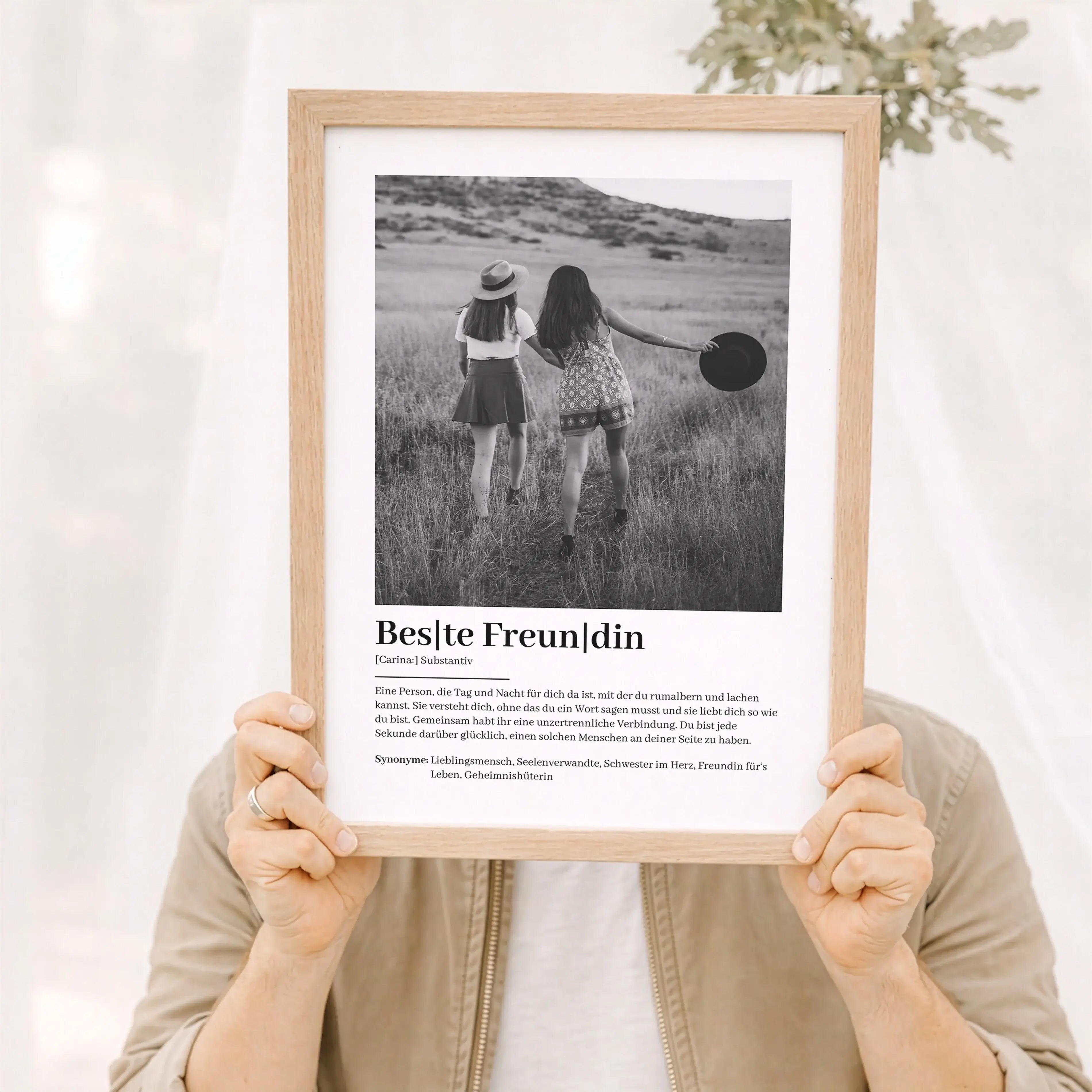 Beste Freundin Definition Foto Poster-Personalisiertes Poster-famprints-Das Beste Freundin Definition Foto Poster von famprints ist eine persönliche Geschenkidee für Menschen, die im Alltag mehr sagen als tausend Worte. Dieses individuell gestaltbare Post