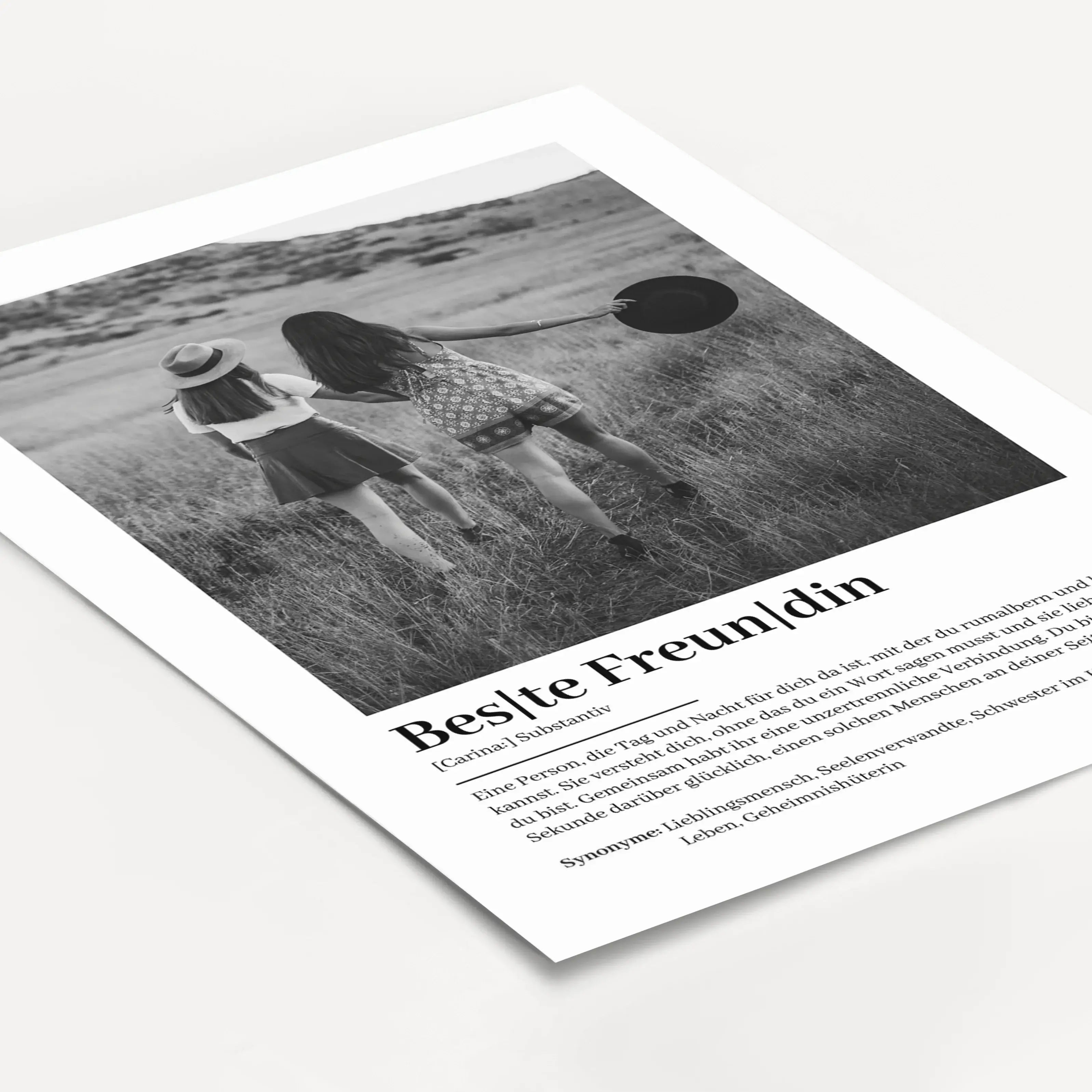 Beste Freundin Definition Foto Poster-famprints-Personalisiertes Poster-Unser "Beste Freundin Definition Foto Poster" ist das perfekte Geschenk für deine beste Freundin! Personalisierbar mit ihrem Namen und einem individuellen Text, zeigt dieses Poster in