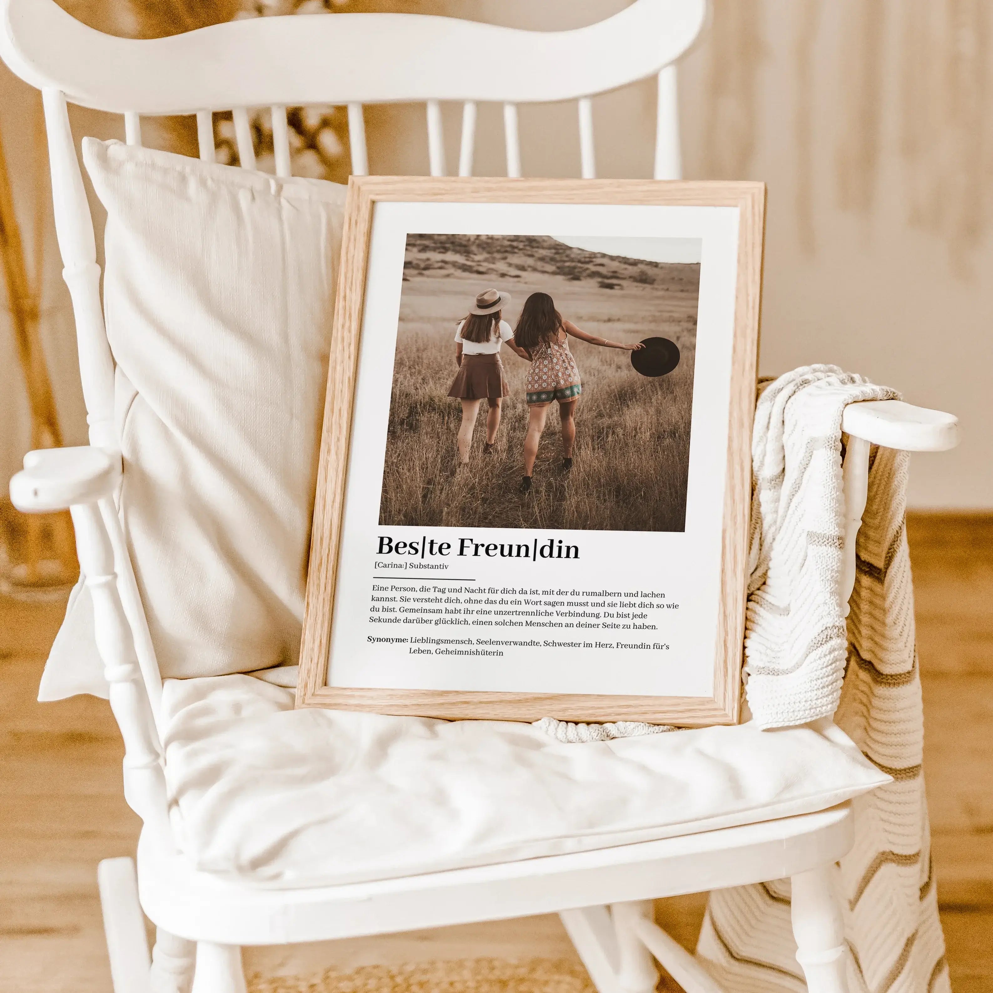 Beste Freundin Definition Foto Poster-famprints-Personalisiertes Poster-Unser "Beste Freundin Definition Foto Poster" ist das perfekte Geschenk für deine beste Freundin! Personalisierbar mit ihrem Namen und einem individuellen Text, zeigt dieses Poster in