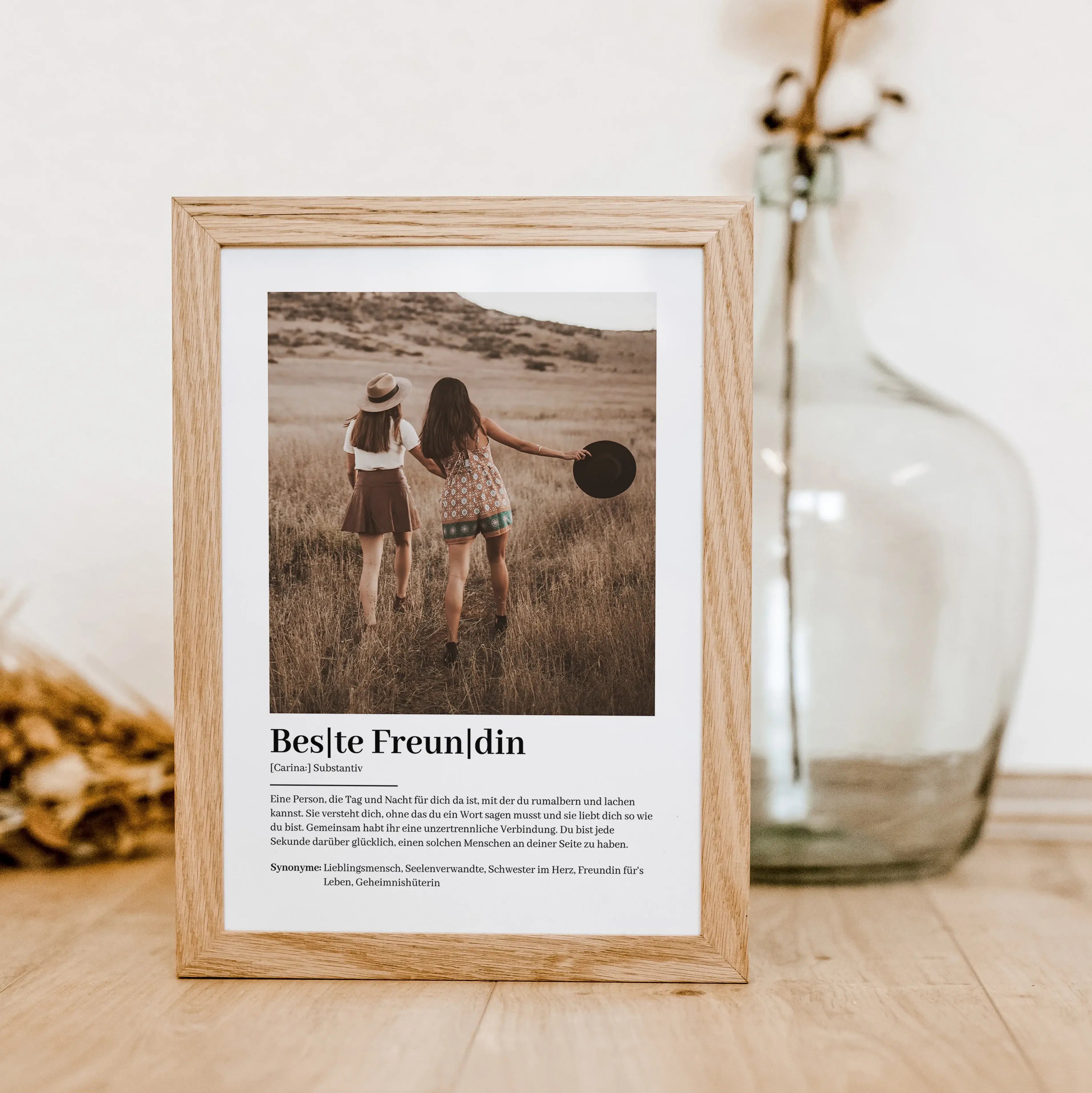 Beste Freundin Definition Foto Poster-famprints-Personalisiertes Poster-Unser "Beste Freundin Definition Foto Poster" ist das perfekte Geschenk für deine beste Freundin! Personalisierbar mit ihrem Namen und einem individuellen Text, zeigt dieses Poster in