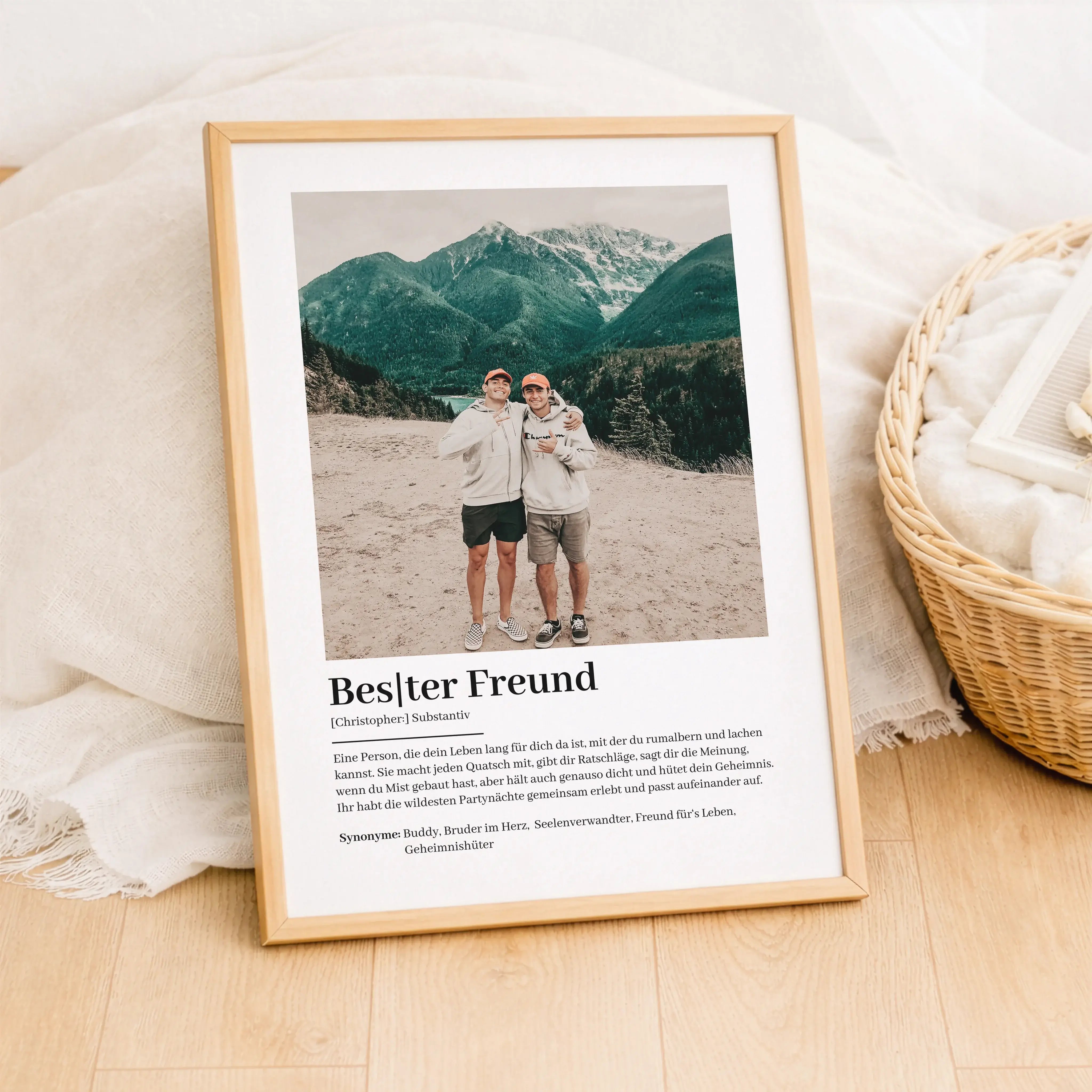 Bester Freund Definition Foto Poster-Personalisiertes Poster-famprints-Das Bester Freund Definition Foto Poster ist eine persönliche Art, eure Freundschaft sichtbar zu machen. Mit deinem eigenen Foto und dem Namen deines besten Freundes entsteht ein indiv