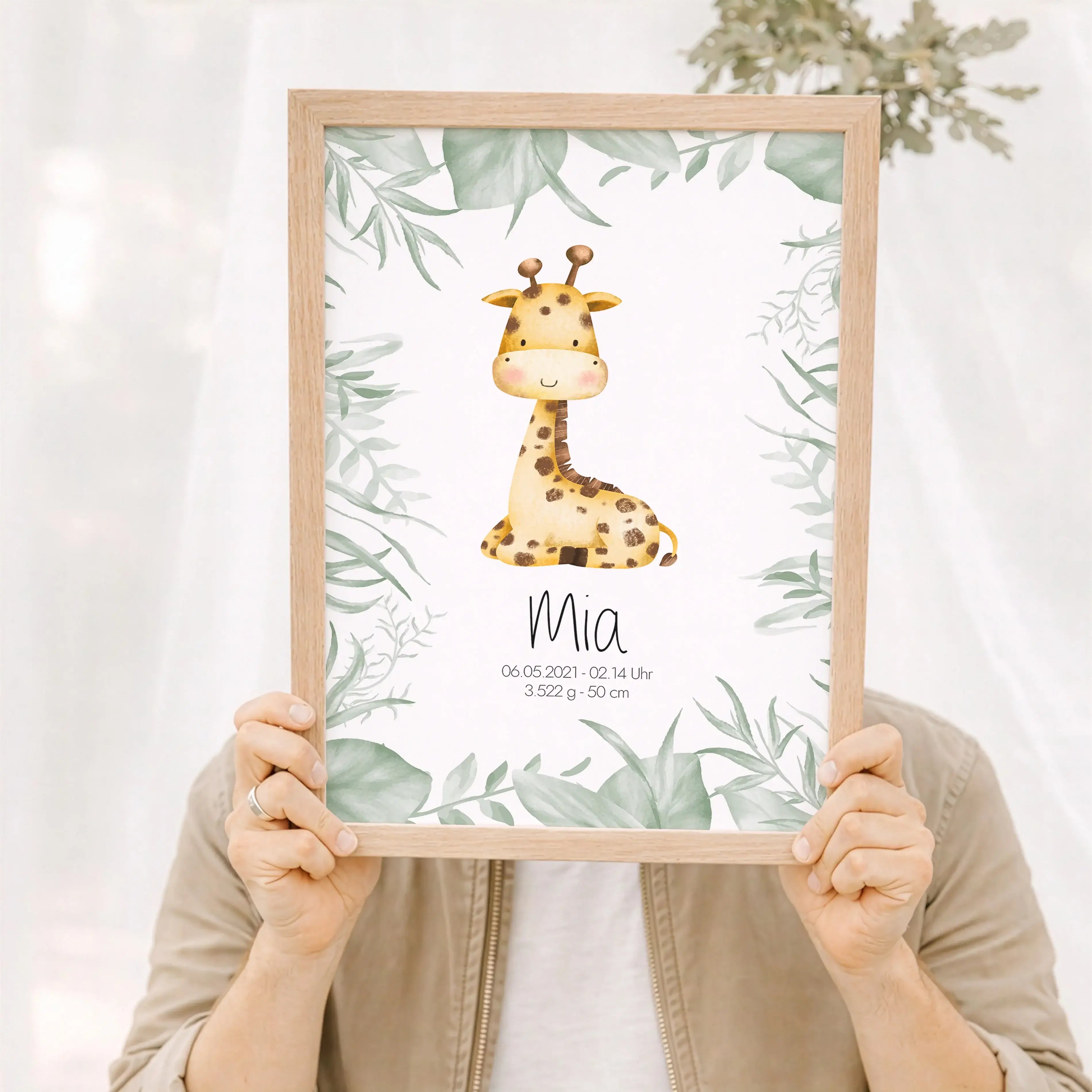 Geburtsposter Safari-Personalisiertes Poster-famprints-Das Geburtsposter Safari von famprints ist eine liebevolle Art, die Ankunft deines Kindes festzuhalten. Mit einem sanften Safari Tiermotiv und den persönlichen Geburtsdaten wird aus einem einfachen Wa