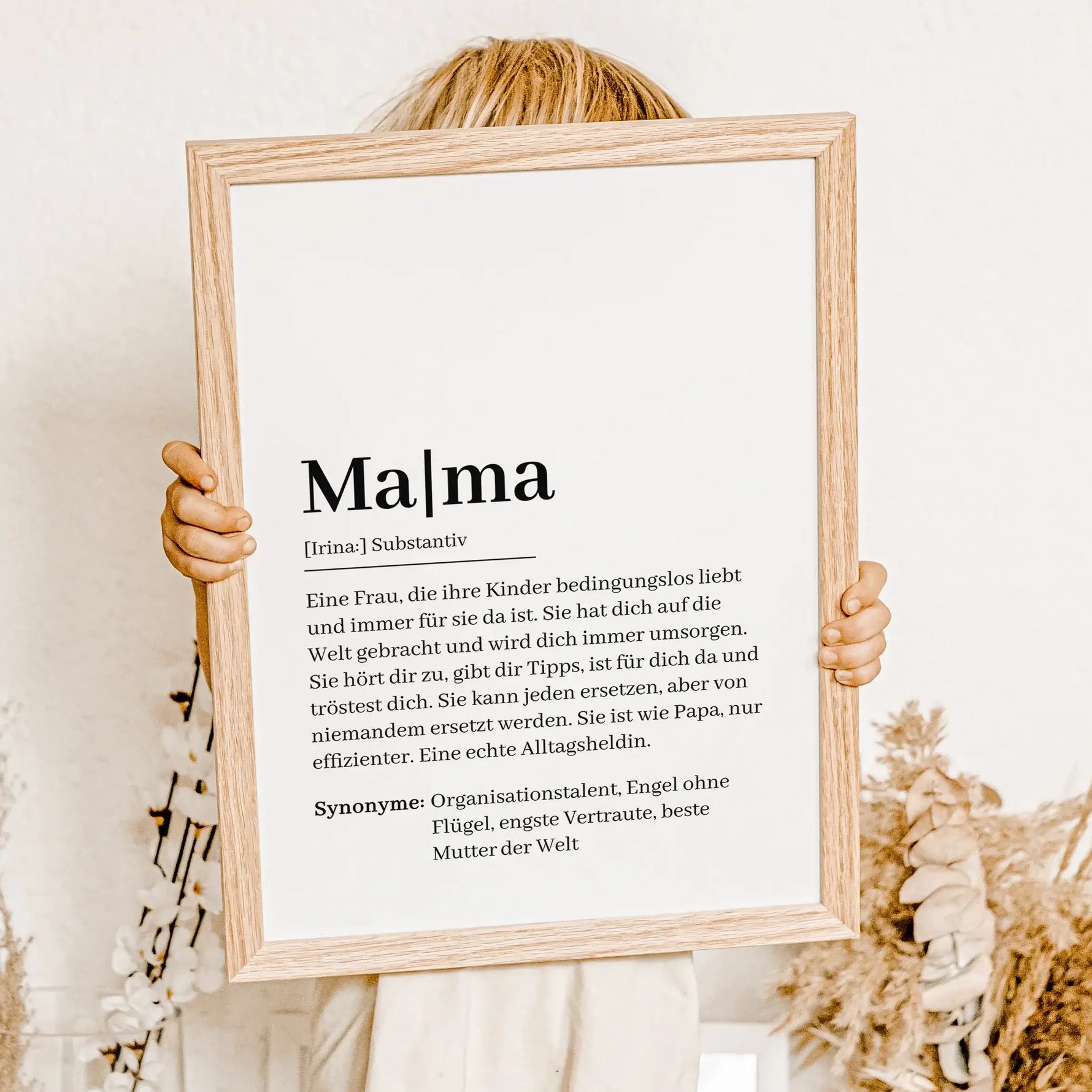 Mama Definition Poster-famprints-Personalisiertes Poster-Auf dem Mama Definition Poster findest du unsere Definition von einer Mutter. Natürlich beschreibt diese Definition nicht vollumfänglich die Liebe zu deiner Mutter, aber das Definition Poster zeigt