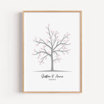 Fingerabdruck Bild 'Baum'-famprints-Personalisiertes Poster-Auf dem Fingerabdruck Bild 'Baum' findest du einen grauen Baum, der darauf wartet, mit Fingerabdrücken dekoriert zu werden. Unter dem Gästebaum kannst du das personalisierte Gästebuch mit deinem