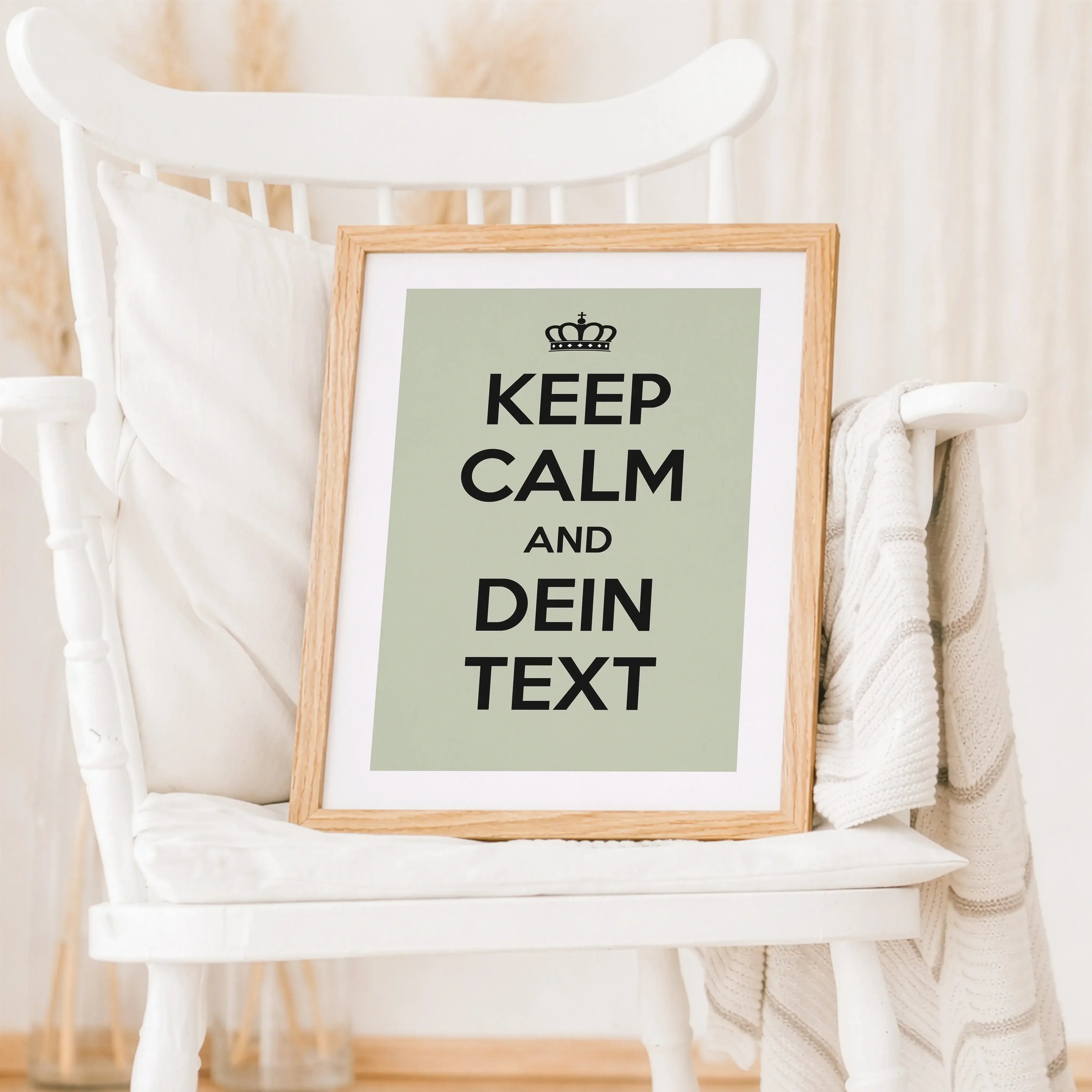 Poster Keep calm and 'dein Text'-Personalisiertes Poster-famprints-Mit dem Poster Keep calm and dein Text gestaltest du ein individuelles Statement für dein Zuhause oder als persönliches Geschenk mit Bedeutung. Der bekannte Keep-calm-Stil wird bei famprin