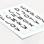 ABC Poster mit Namen-famprints-Personalisiertes Poster-Entdecke das ABC Poster mit Namen - die perfekte Ergänzung für jedes Kinderzimmer! Personalisierbar mit dem Namen deines Kindes wird dieses Poster zu einem einzigartigen Blickfang. Gestalte es einfach