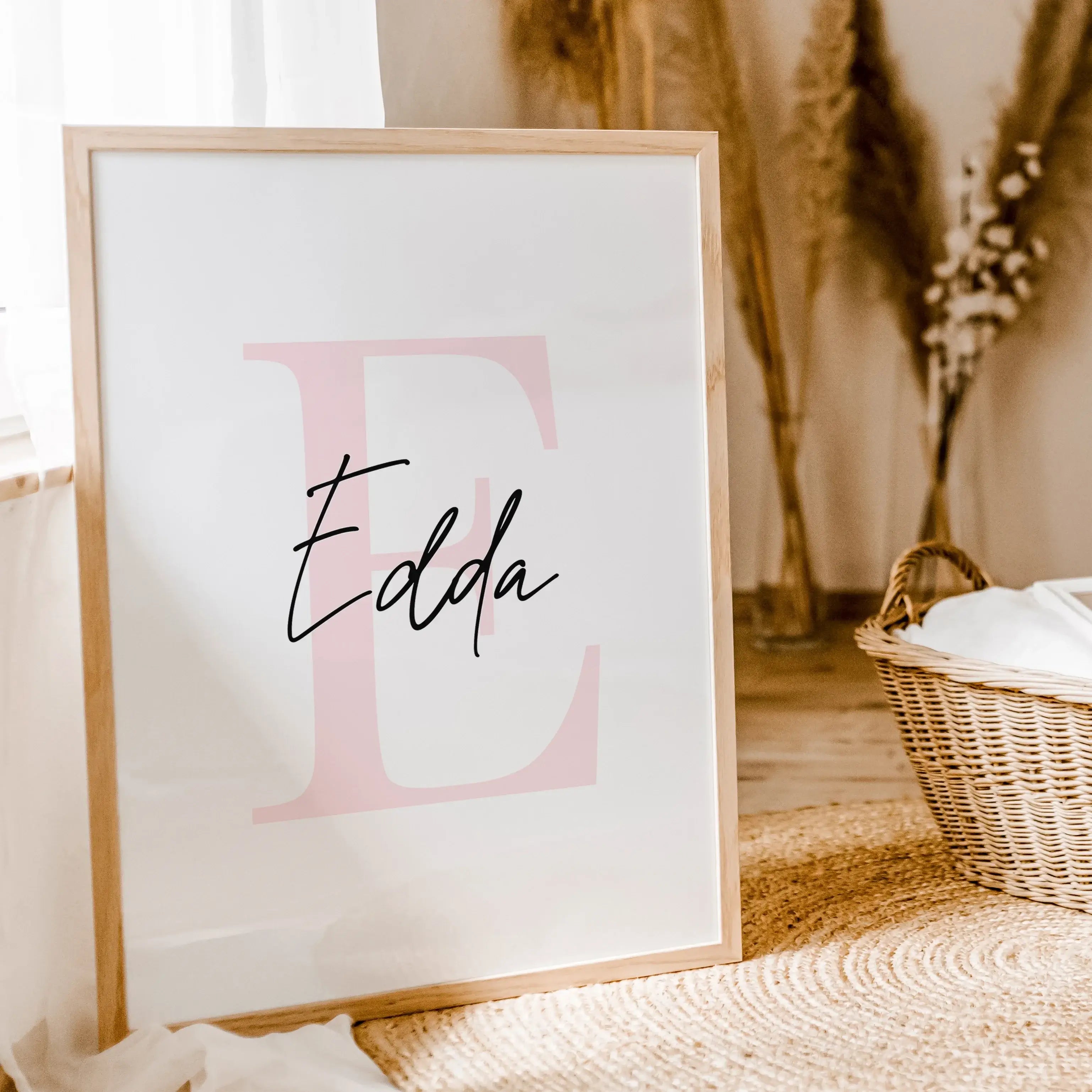 Buchstaben Poster mit Namen-famprints-Personalisiertes Poster-Unser Buchstaben Poster mit Namen ist das perfekte Geschenk für Kinder! Personalisiere das Poster mit dem Namen deines Kindes und wähle aus zwei schönen Farben für den Buchstaben. Das Poster is