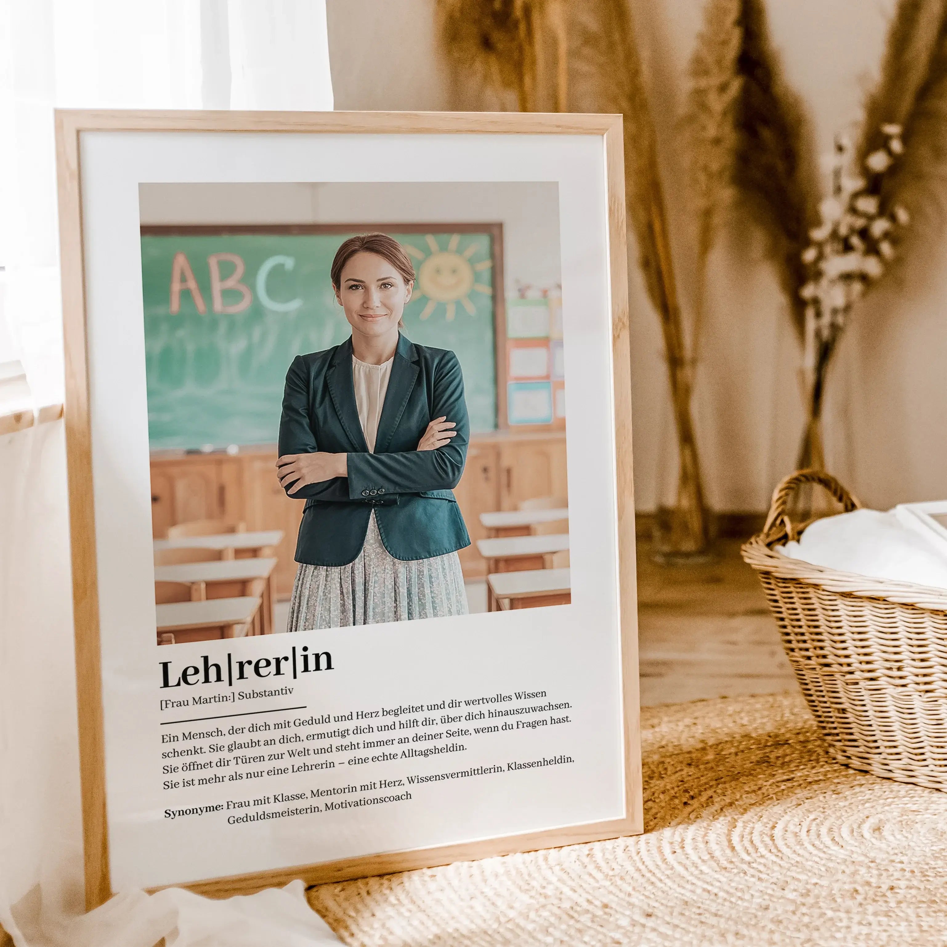 Lehrerin Definition Poster mit Foto-Personalisiertes Poster-famprints-Suchst du nach einem besonderen Geschenk für deine Lieblingslehrerin? Unser Lehrerin Definition Poster mit Foto ist die perfekte Wahl! Dieses liebevoll gestaltete Poster zeigt auf einzi