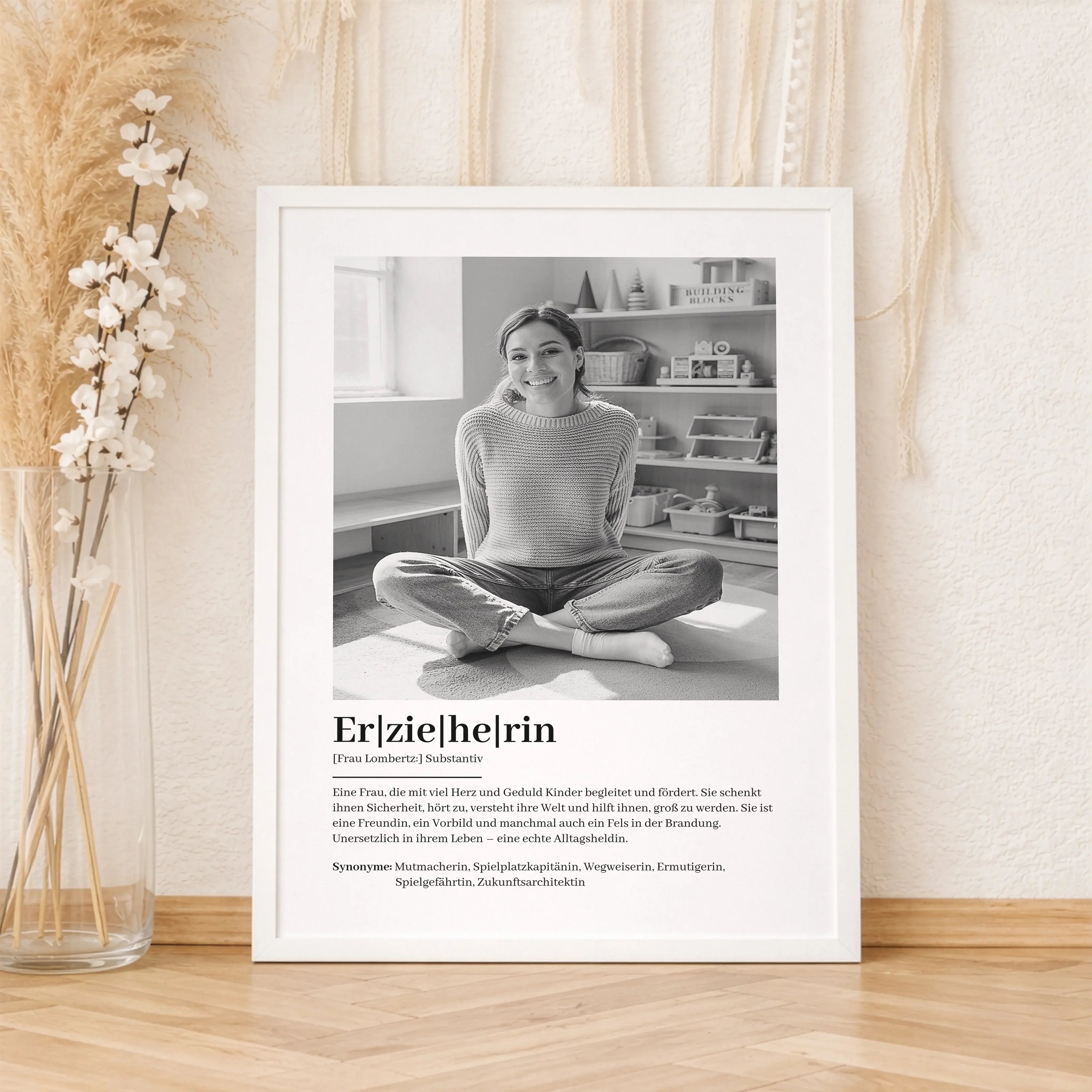Erzieherin Definition Poster mit Foto-Personalisiertes Poster-famprints-Das Erzieherin Definition Poster mit Foto ist ein persönliches Geschenk, das Wertschätzung sichtbar macht und echte Emotionen transportiert. Bei famprints gestaltest du ein individuel