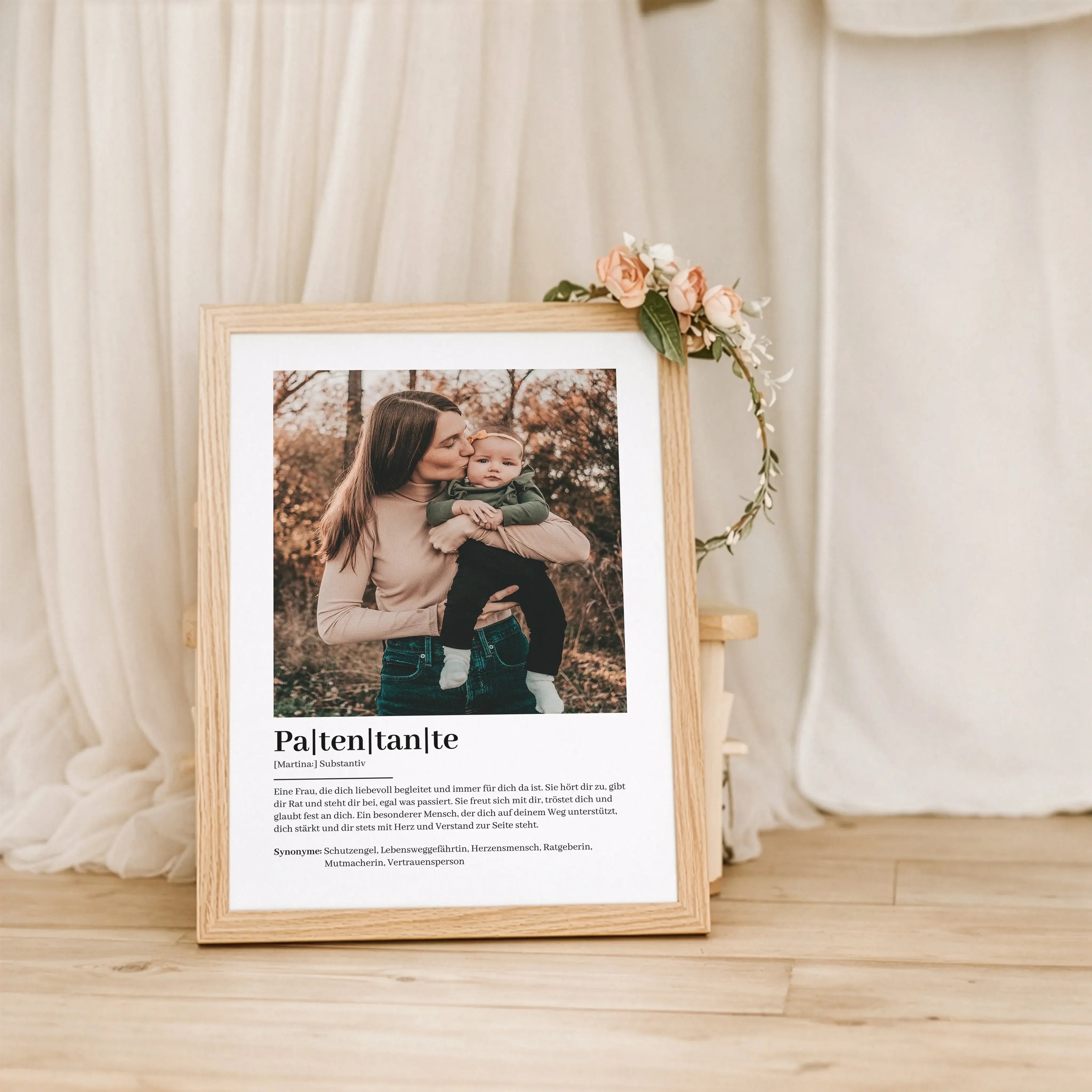 Patentante Definition Poster mit Foto-Personalisiertes Poster-famprints-Das Patentante Definition Poster mit Foto ist ein persönliches Geschenk für einen Menschen, der im Leben eine besondere Rolle spielt. Mit einer liebevoll formulierten Definition, eine