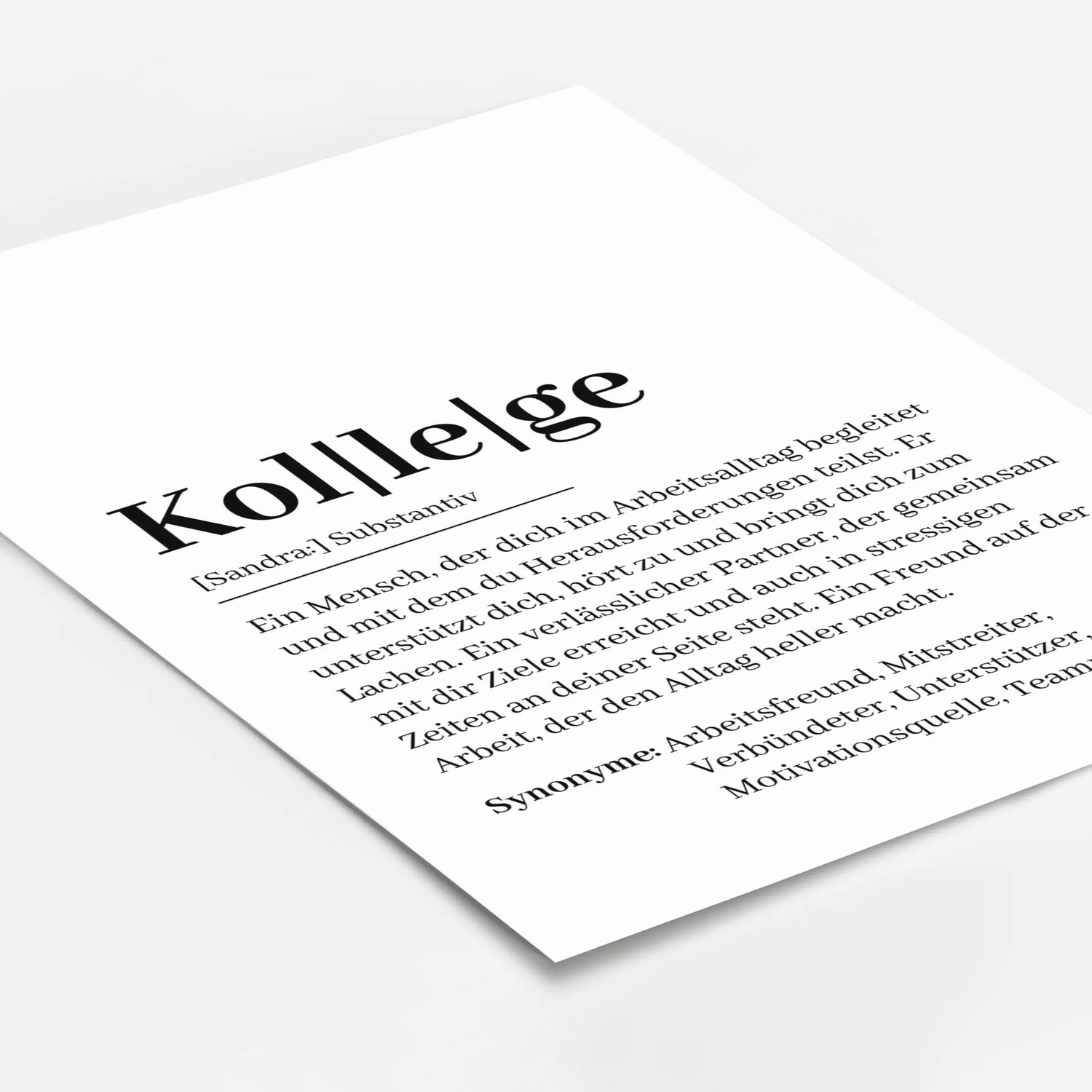 Kollege Definition Poster-Personalisiertes Poster-famprints-Suchst du nach einem besonderen Geschenk für deinen Kollegen? Unser Kollege Definition Poster ist die perfekte Wahl! Dieses liebevoll gestaltete Poster zeigt auf originelle und herzliche Weise, w