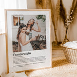 Trauzeugin Definition Poster mit Foto-Personalisiertes Poster-famprints-Suchst du nach einem einzigartigen Geschenk für deine Trauzeugin? Unser Trauzeugin Definition Poster mit Foto ist die perfekte Wahl! Dieses liebevoll gestaltete Poster zeigt auf beson