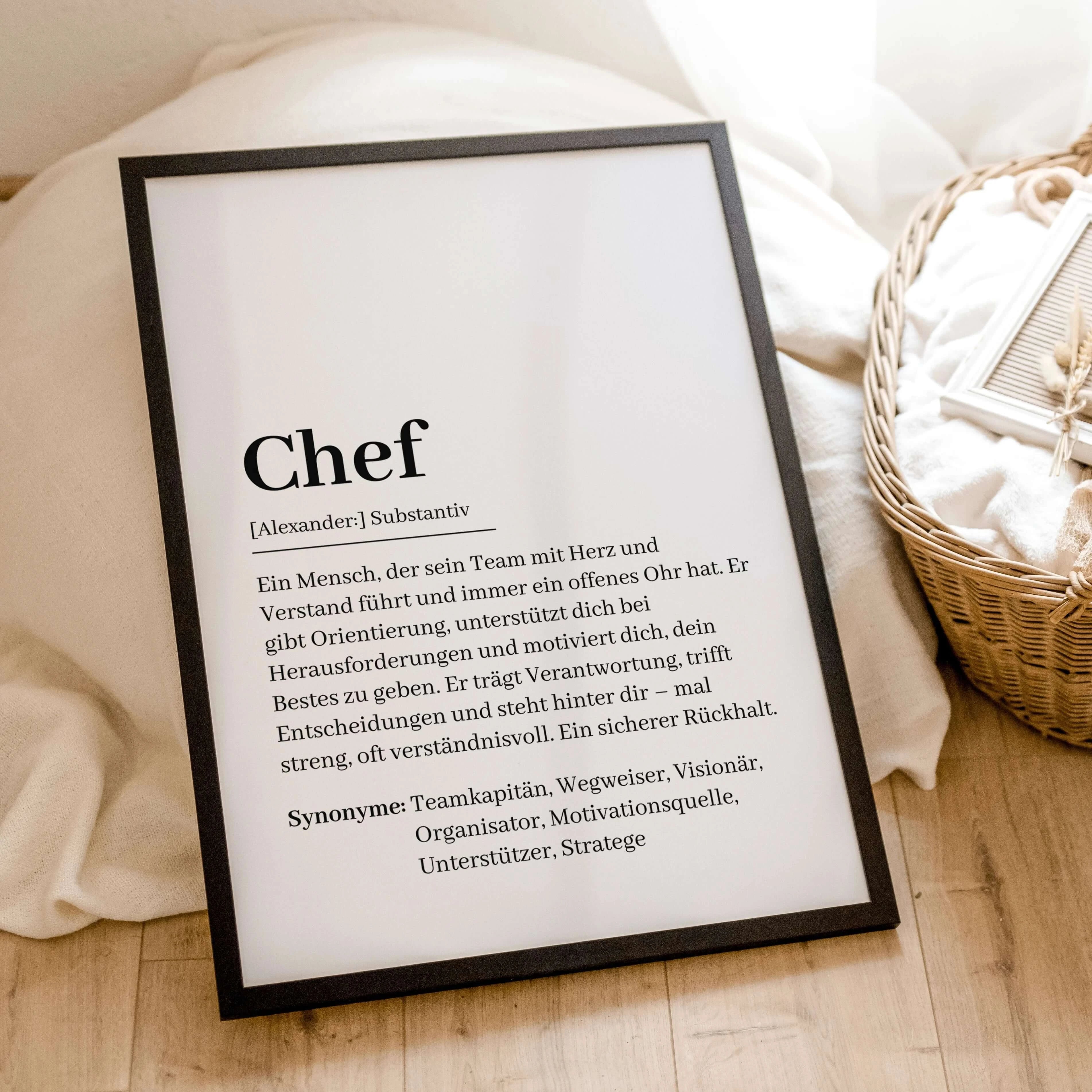 Chef Definition Poster-Personalisiertes Poster-famprints-Suchst du ein besonderes Geschenk für deinen Chef? Unser Chef Definition Poster ist die perfekte Wahl! Dieses liebevoll gestaltete Poster zeigt auf humorvolle und wertschätzende Weise, wie ein echte