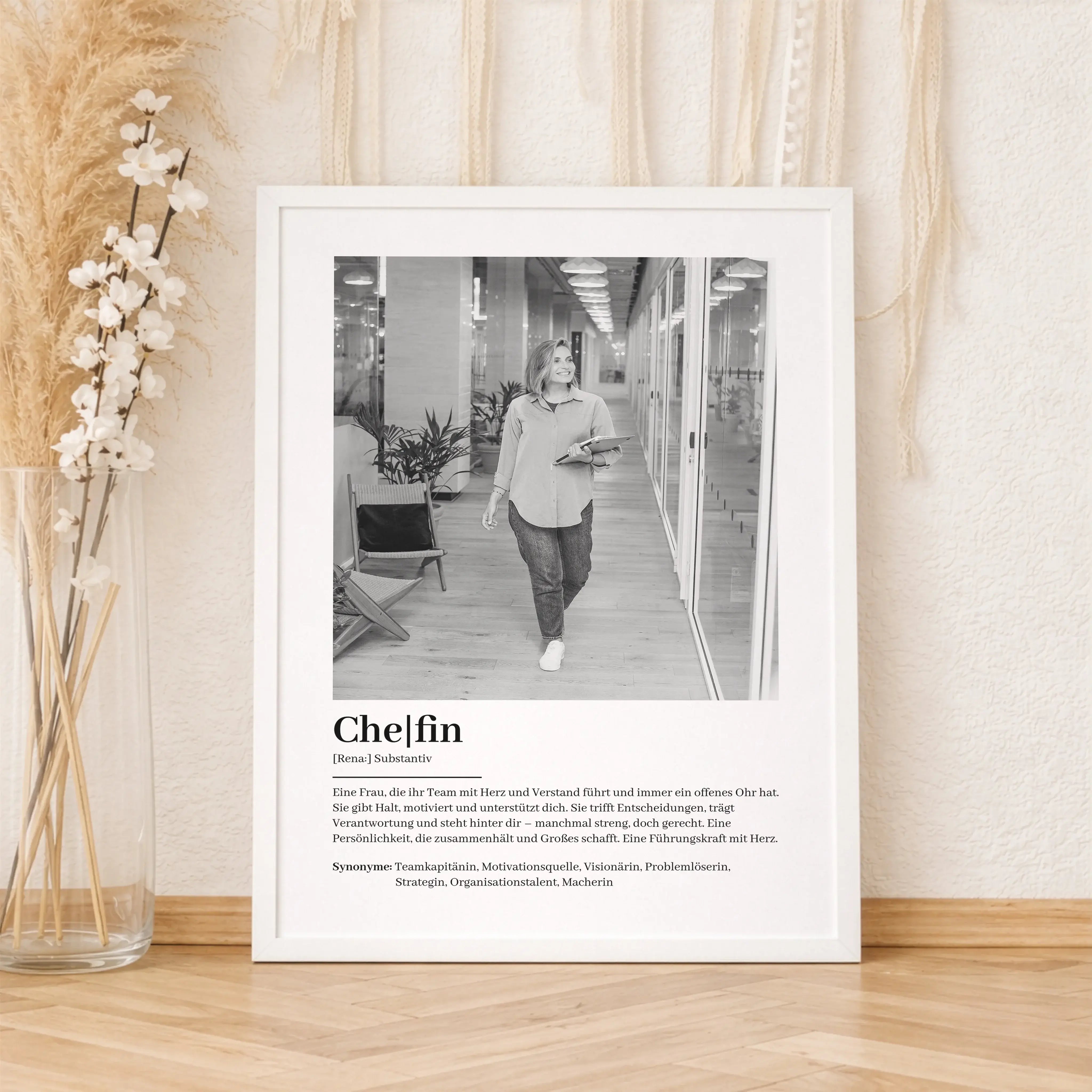 Chefin Definition Poster mit Foto-Personalisiertes Poster-famprints-Das Chefin Definition Poster mit Foto ist ein persönliches Statement für Wertschätzung und Anerkennung. Es verbindet eine moderne Definition mit deinem eigenen Bild und macht aus einem ei