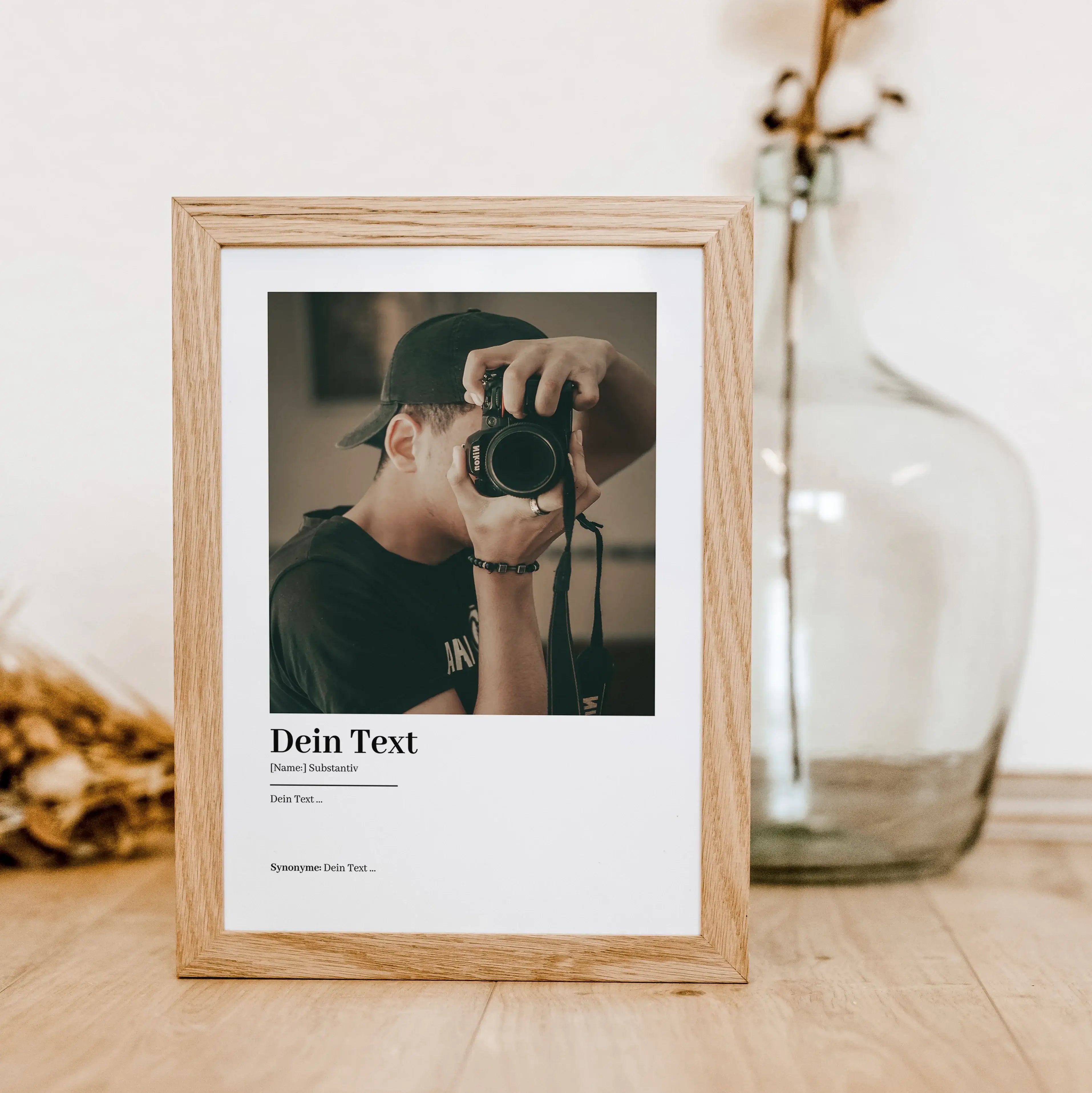 Eigener Text Definition Poster mit Foto - Personalisiertes Poster - famprints - Gestalte dein persönliches Highlight mit unserem Eigener Text Definition Poster mit Foto! Dieses einzigartige Poster kannst du individuell mit deinem eigenen Text, Namen und e