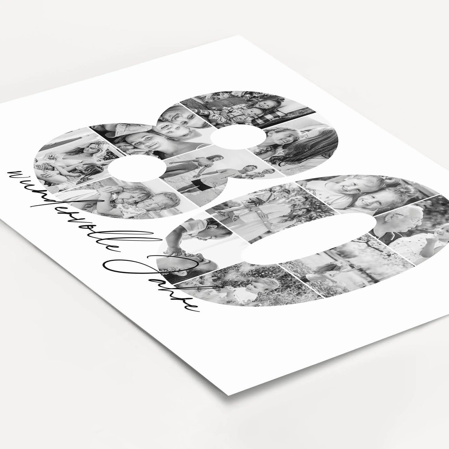 Foto Poster 80 Jahre - Personalisiertes Poster - famprints - Feiere besondere Momente mit unserem einzigartigen Foto Poster 80 – das perfekte Geschenk zum 80. Geburtstag, Hochzeitstag oder Jubiläum! Die große Zahl 80 wird individuell mit deinen persönlich