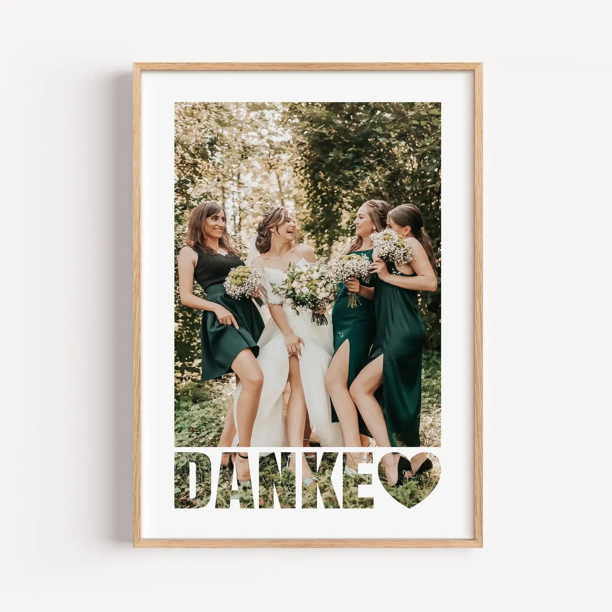 Foto Poster Danke - Personalisiertes Poster - famprints - Sag auf besondere Weise Danke mit unserem personalisierten Foto Poster Danke! Dieses einzigartige Poster kannst du mit deinem Lieblingsfoto gestalten – so wird dein Dankeschön zu einem ganz persönl