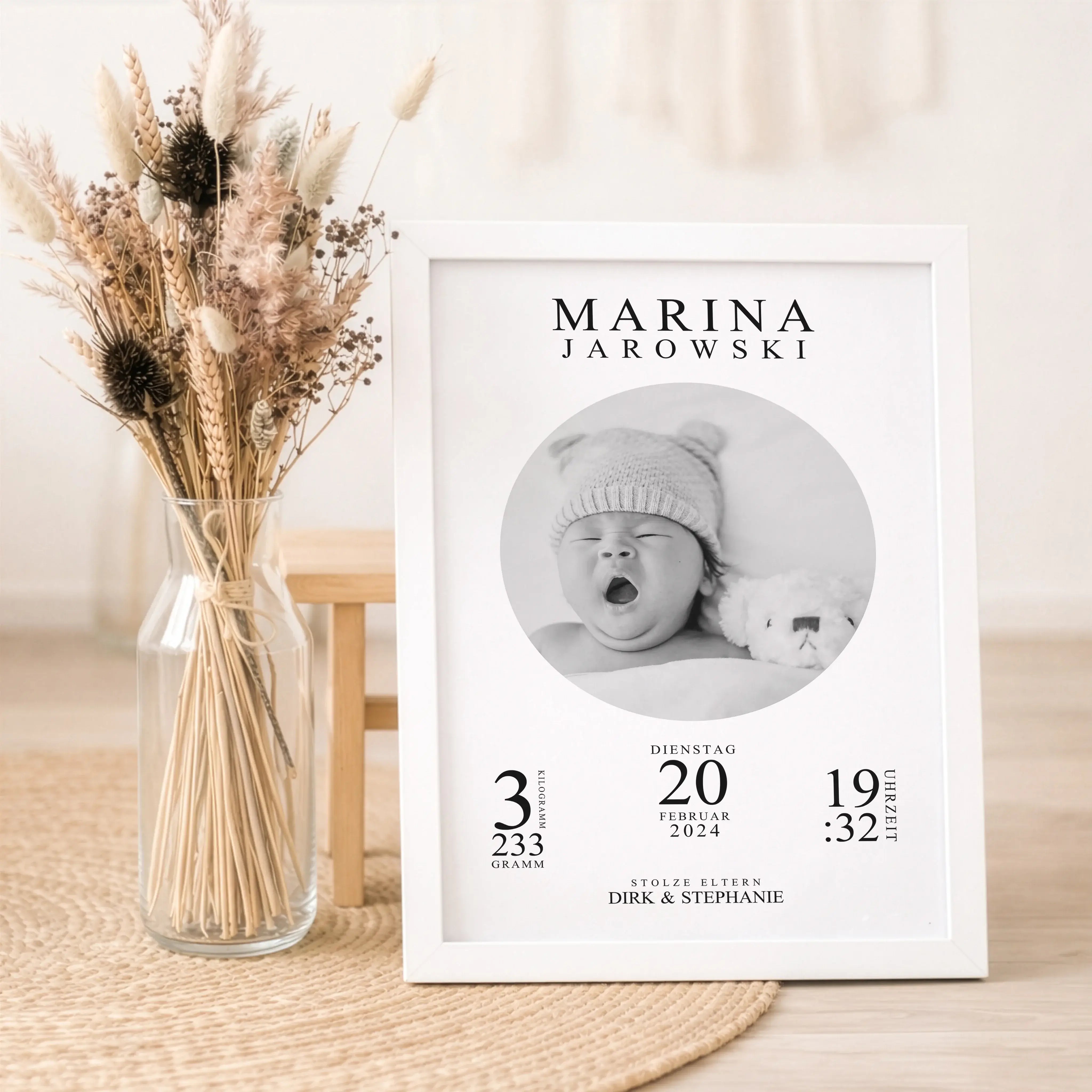 Geburtsposter mit Foto-Personalisiertes Poster-famprints-Ein Geburtsposter mit Foto ist eine wundervolle Möglichkeit, die ersten Daten und Momente deines Babys stilvoll festzuhalten. Bei famprints gestaltest du dein persönliches Poster ganz einfach selbst