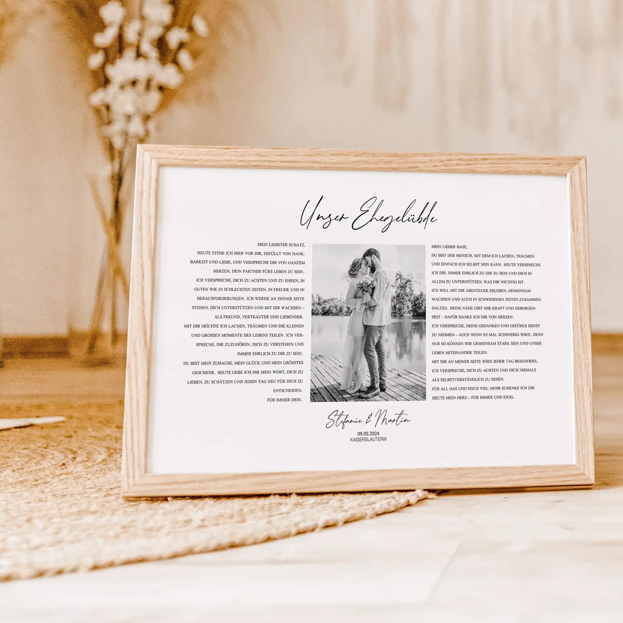 Ehegelübde Poster - Personalisiertes Poster - famprints - Feiere eure Liebe mit unserem einzigartigen Ehegelübde Poster – das perfekte personalisierte Geschenk zur Hochzeit oder zum Hochzeitstag! Dieses besondere Poster kannst du mit den Eheversprechen vo