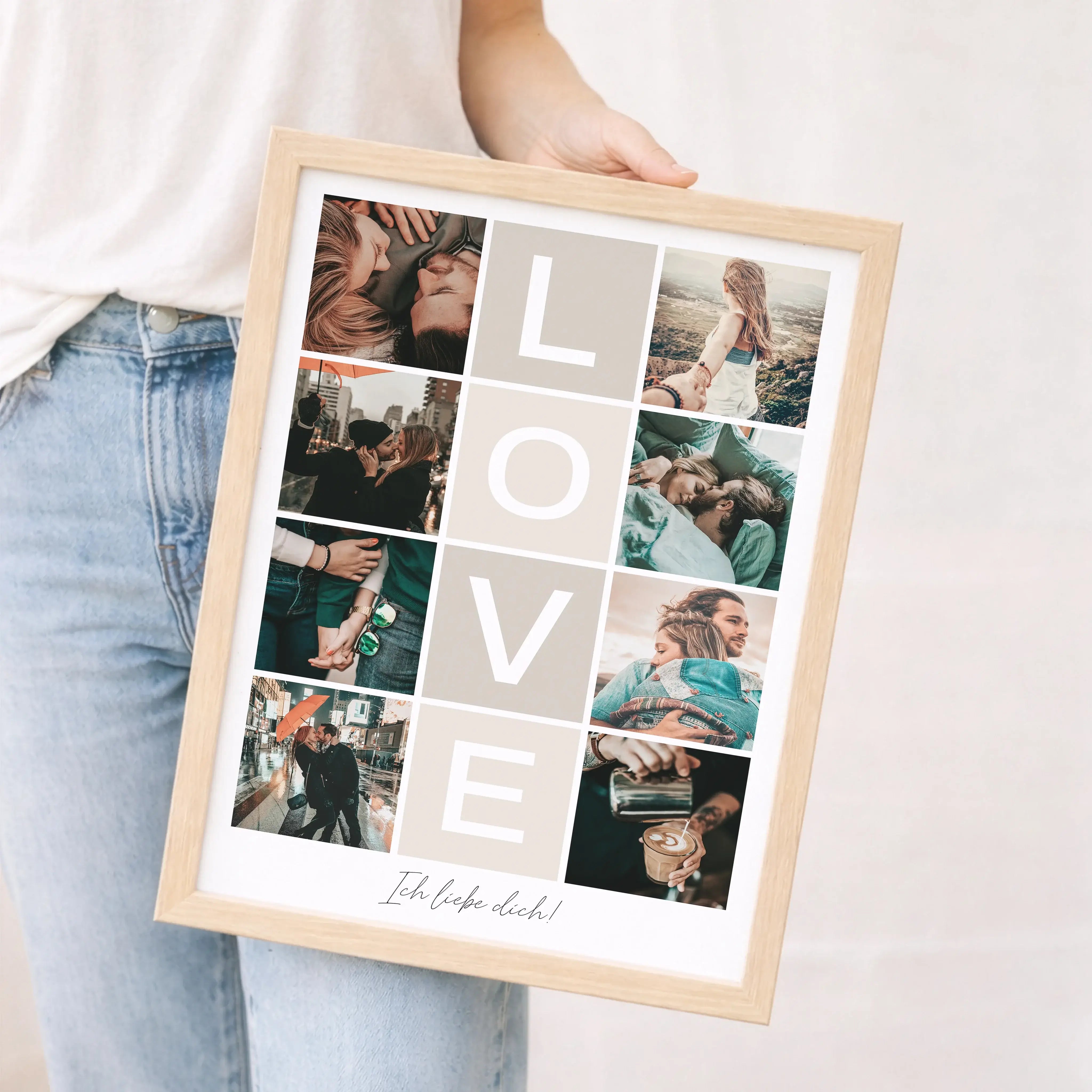Love Fotocollage-Personalisiertes Poster-famprints-Die Love Fotocollage von famprints ist mehr als ein Poster, sie ist ein persönliches Statement für eure gemeinsame Geschichte. Du gestaltest sie mit euren Lieblingsfotos und schaffst so ein individuelles