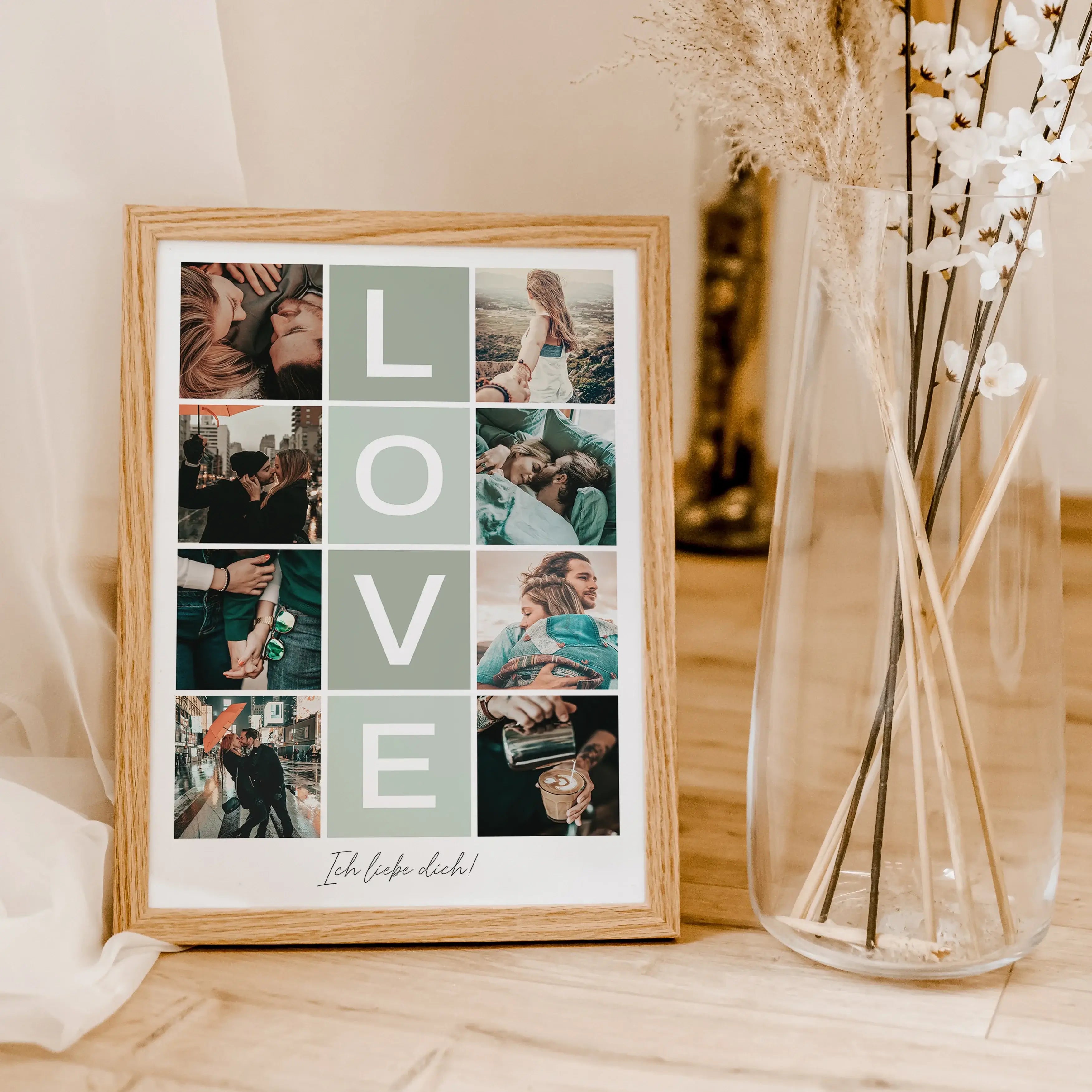 Love Fotocollage - Personalisiertes Poster - famprints - Entdecke die Love Fotocollage – das perfekte personalisierte Geschenk für deinen Partner oder deine Partnerin! Mit der Love Fotocollage kannst du eure schönsten gemeinsamen Momente in einer liebevol