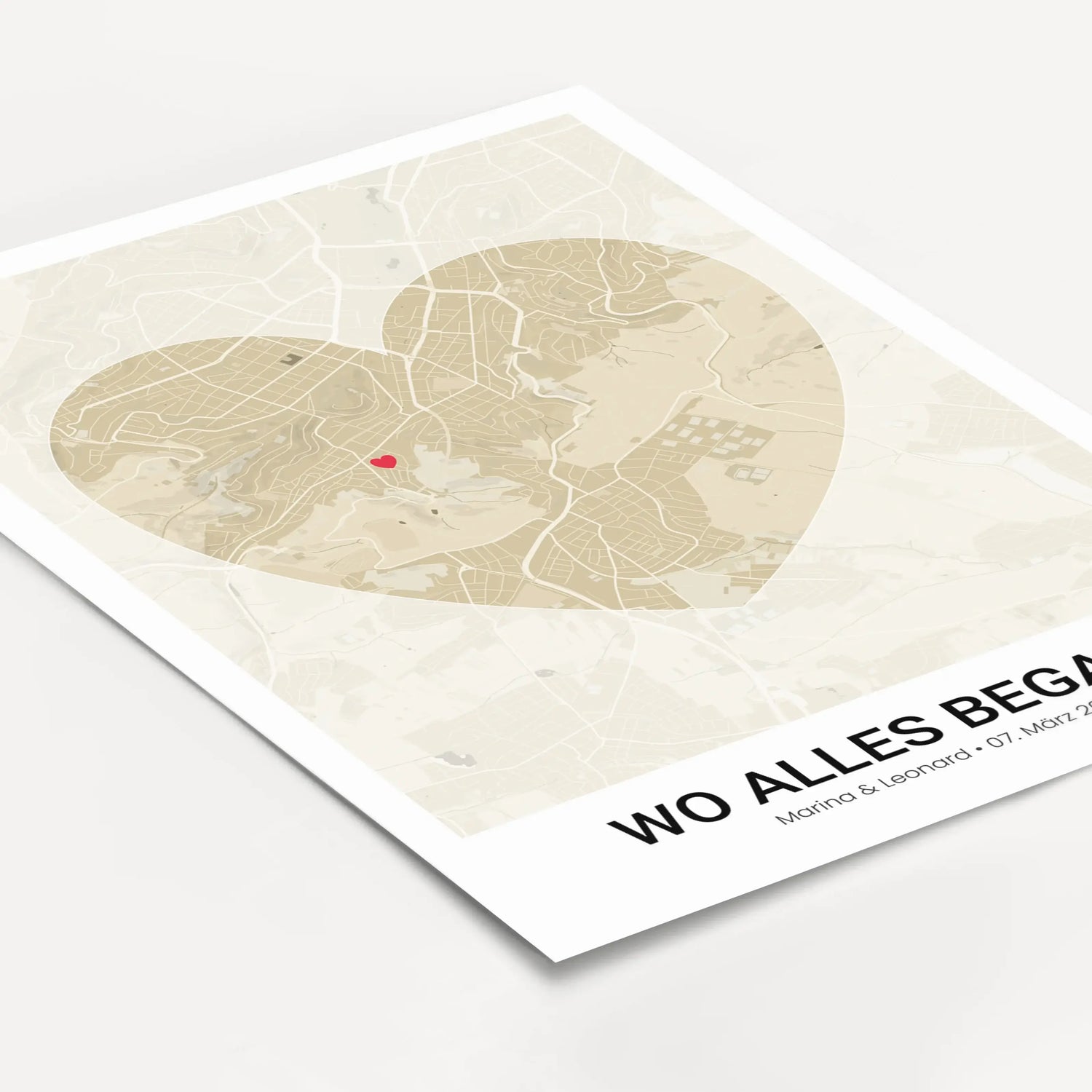 Stadtkarte Poster Herz modern - Personalisiertes Poster - famprints - Entdecke unser Stadtkarte Poster Herz modern – das perfekte personalisierte Geschenk für eure besonderen Momente! Gestalte dein Poster individuell mit der Stadtkarte deines Lieblingsort