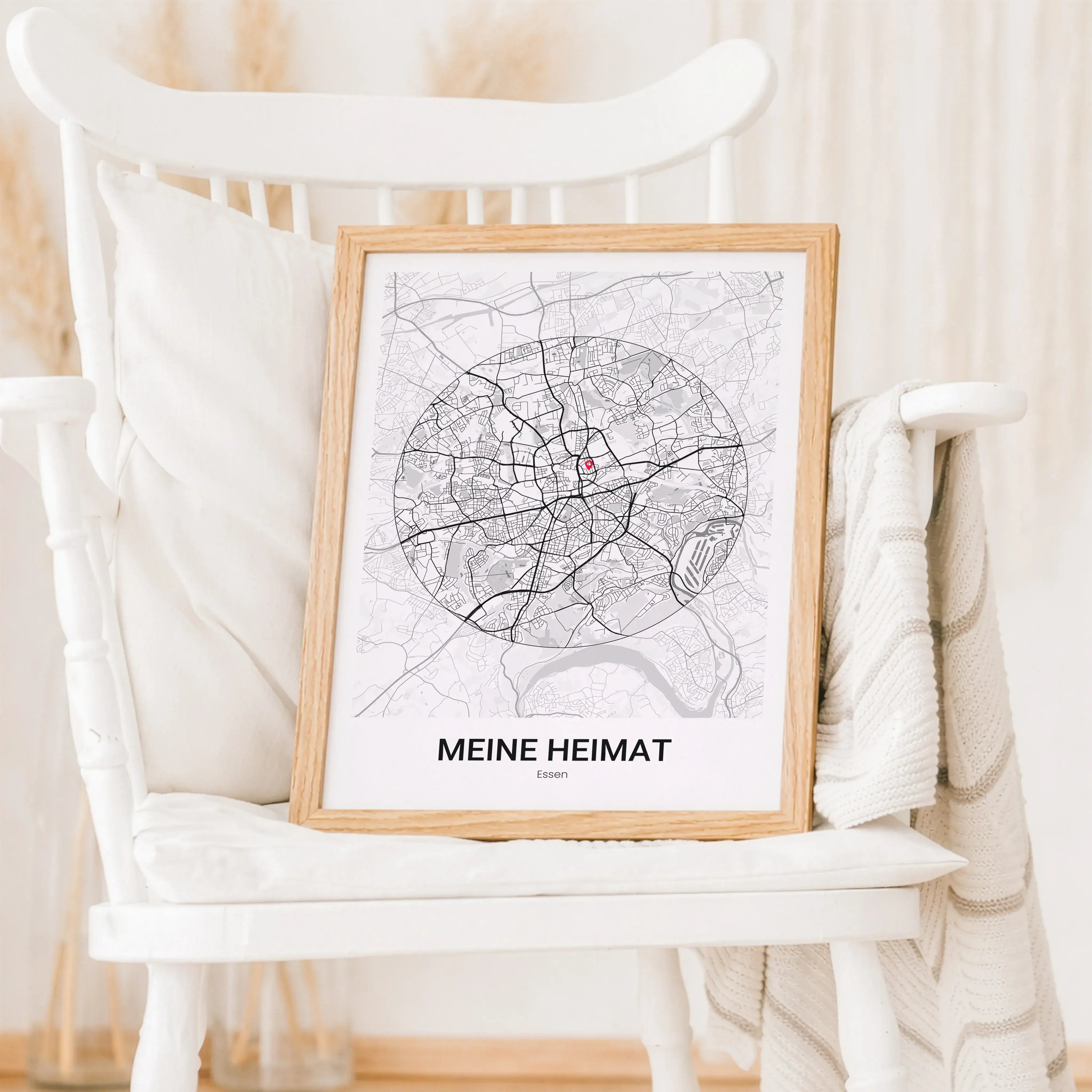 Stadtkarte Poster Circle modern-Personalisiertes Poster-famprints-Das Stadtkarte Poster Circle modern verwandelt einen Ort, der dir wichtig ist, in ein stilvolles Wandbild mit klarer, moderner Ästhetik. Du wählst deine Wunschstadt oder jeden beliebigen Or