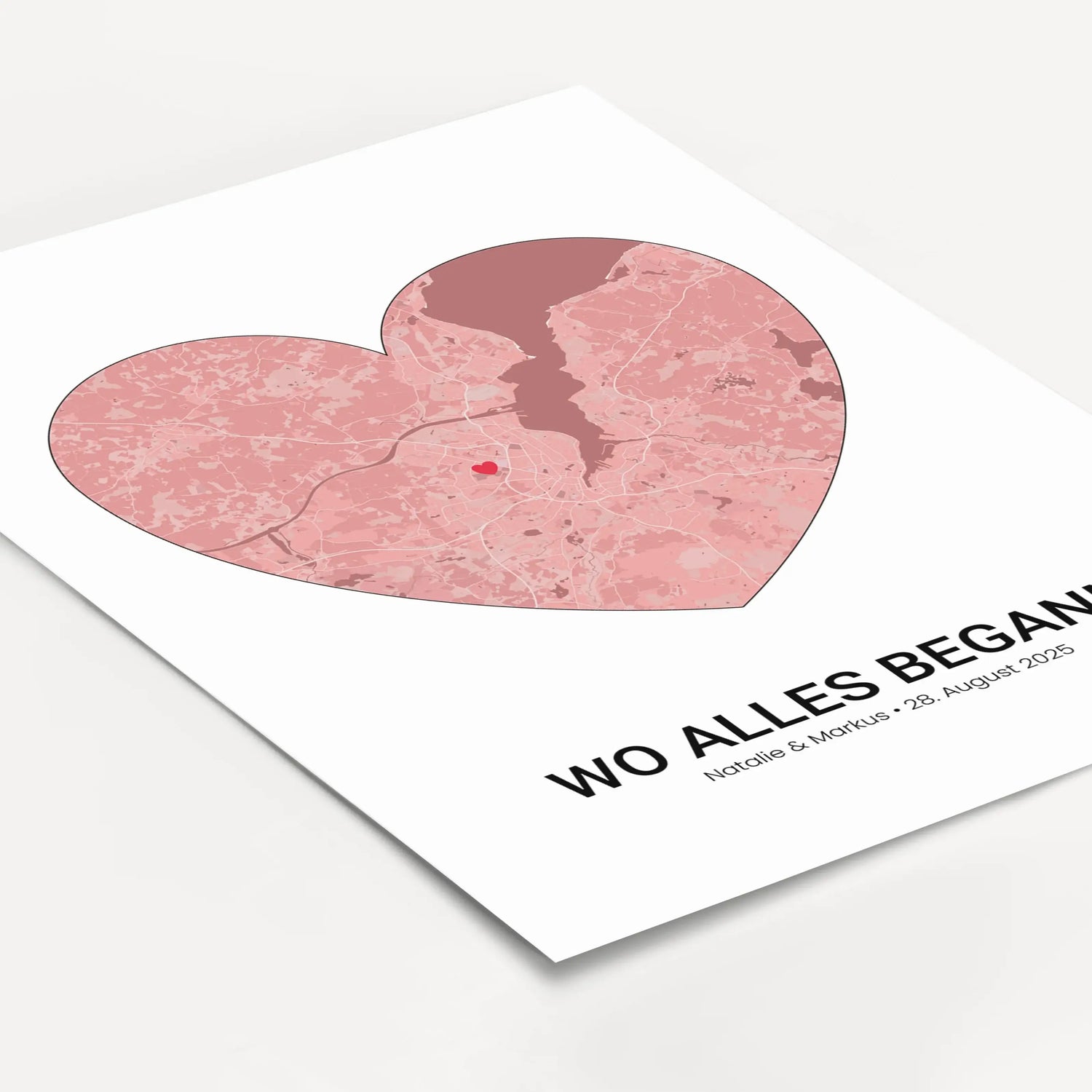 Stadtkarte Poster Herz - Personalisiertes Poster - famprints - Entdecke unser einzigartiges Stadtkarte Poster Herz – das perfekte personalisierte Geschenk für eure besonderen Momente! Gestalte dein Poster individuell mit der Stadtkarte deines Lieblingsort