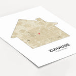 Stadtkarte Poster Haus - Personalisiertes Poster - famprints - Entdecke unser einzigartiges Stadtkarte Poster Haus – das perfekte personalisierte Geschenk für deinen Lieblingsort! Gestalte dein Poster individuell mit der Stadtkarte deiner Wahl und verewig