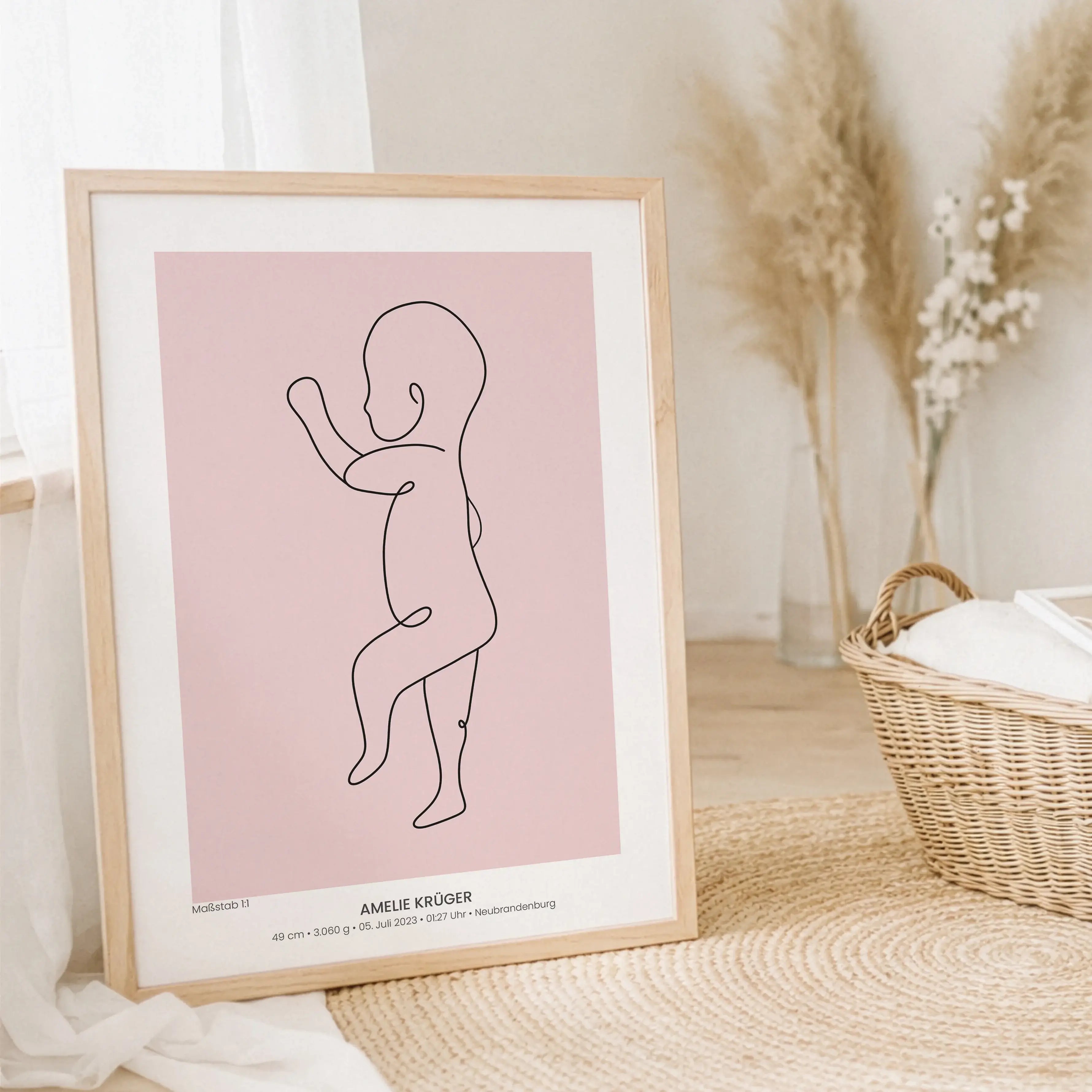 Geburtsposter 1:1 Baby 'Line Art'-Personalisiertes Poster-famprints-Das Geburtsposter 1:1 Baby Line Art von famprints hält den einzigartigen Moment der Geburt genauso fest, wie er war – in originaler Größe und als feine Linienzeichnung. Das Baby wird im M