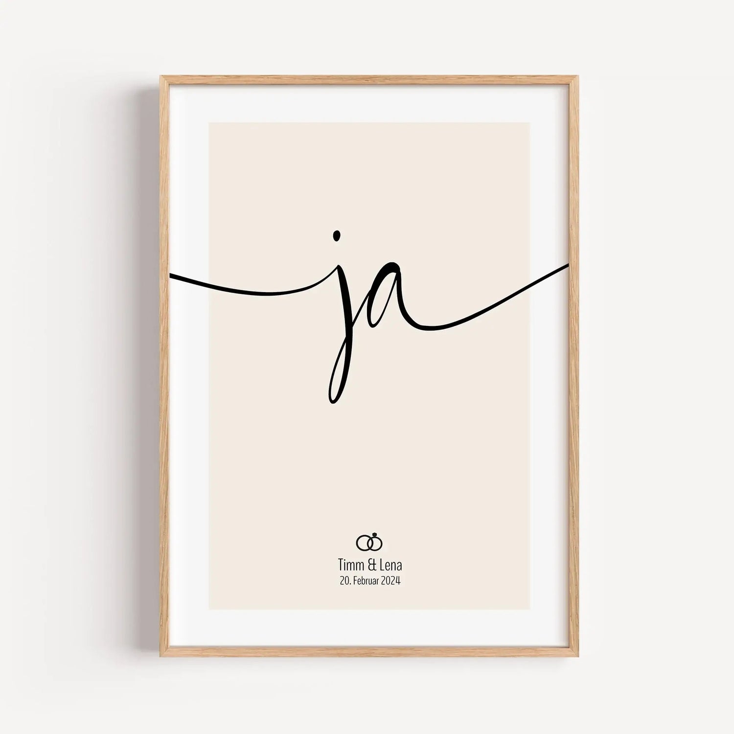 Ja Poster-famprints-Personalisiertes Poster-Auf dem 'Ja' Hochzeit Poster findest du in schwungvoller Schrift den 'ja' Schriftzug. Das Ja Wort Poster steht symbolisch für die Ehe, die Liebe des Lebens, ein Versprechen für die Ewigkeit. Das Hochzeit Bild lä