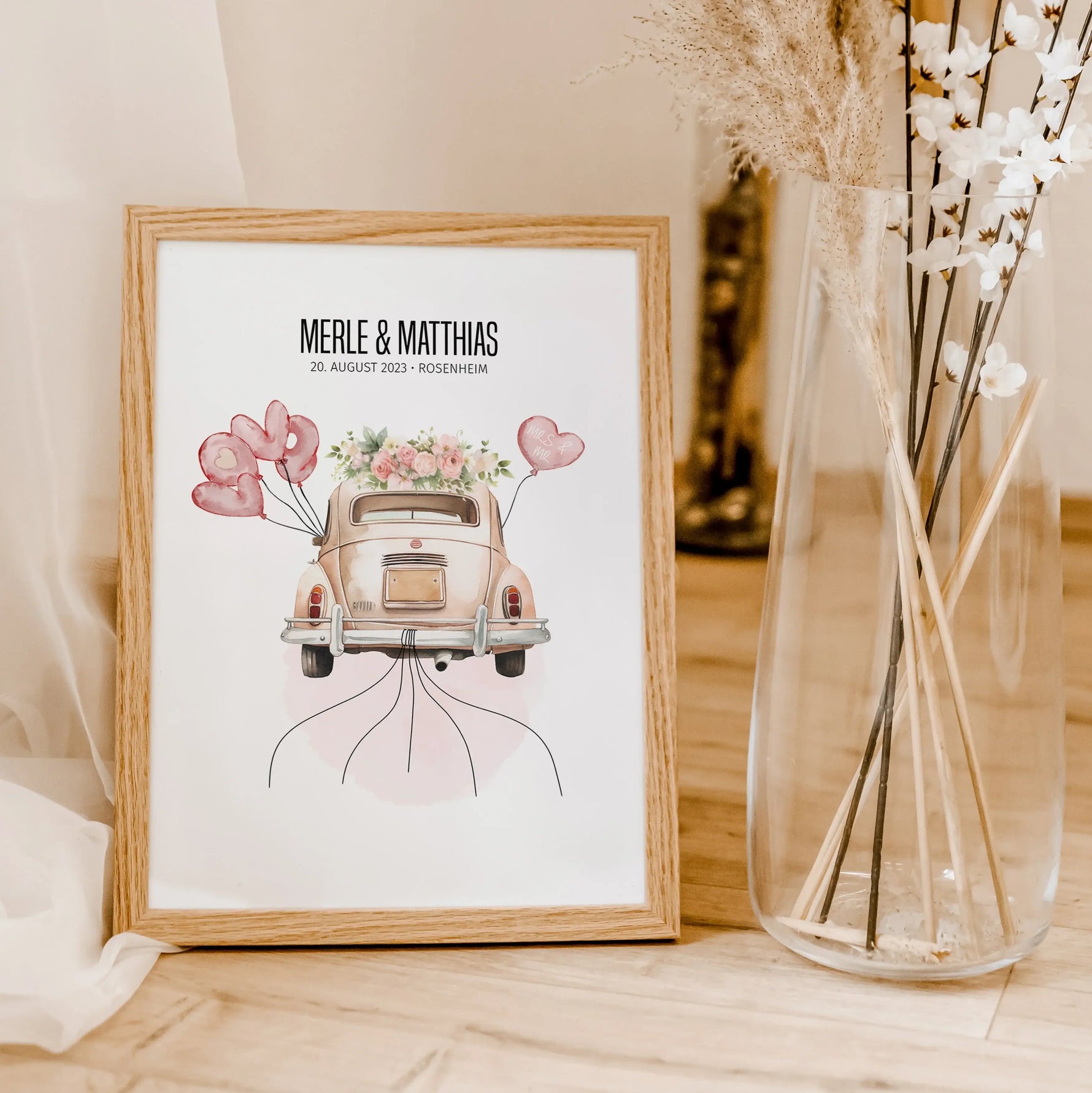 Geldgeschenk Poster Hochzeit-famprints-Personalisiertes Poster-Entdecke das einzigartige Geldgeschenk Poster Hochzeit! Mit diesem perfekten Poster zur Hochzeit kannst du auf kreative Weise Geldscheine verschenken. Befestige sie einfach an den Enden der "S