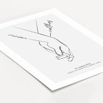 Poster 'Hand in Hand'-famprints-Personalisiertes Poster-Entdecke das einzigartige Hochzeitsposter 'Hand in Hand'! Personalisierbar mit den Vornamen des Brautpaars, ist dieses Poster das ideale Geschenk für frisch vermählte Paare. Gestalte es ganz einfach