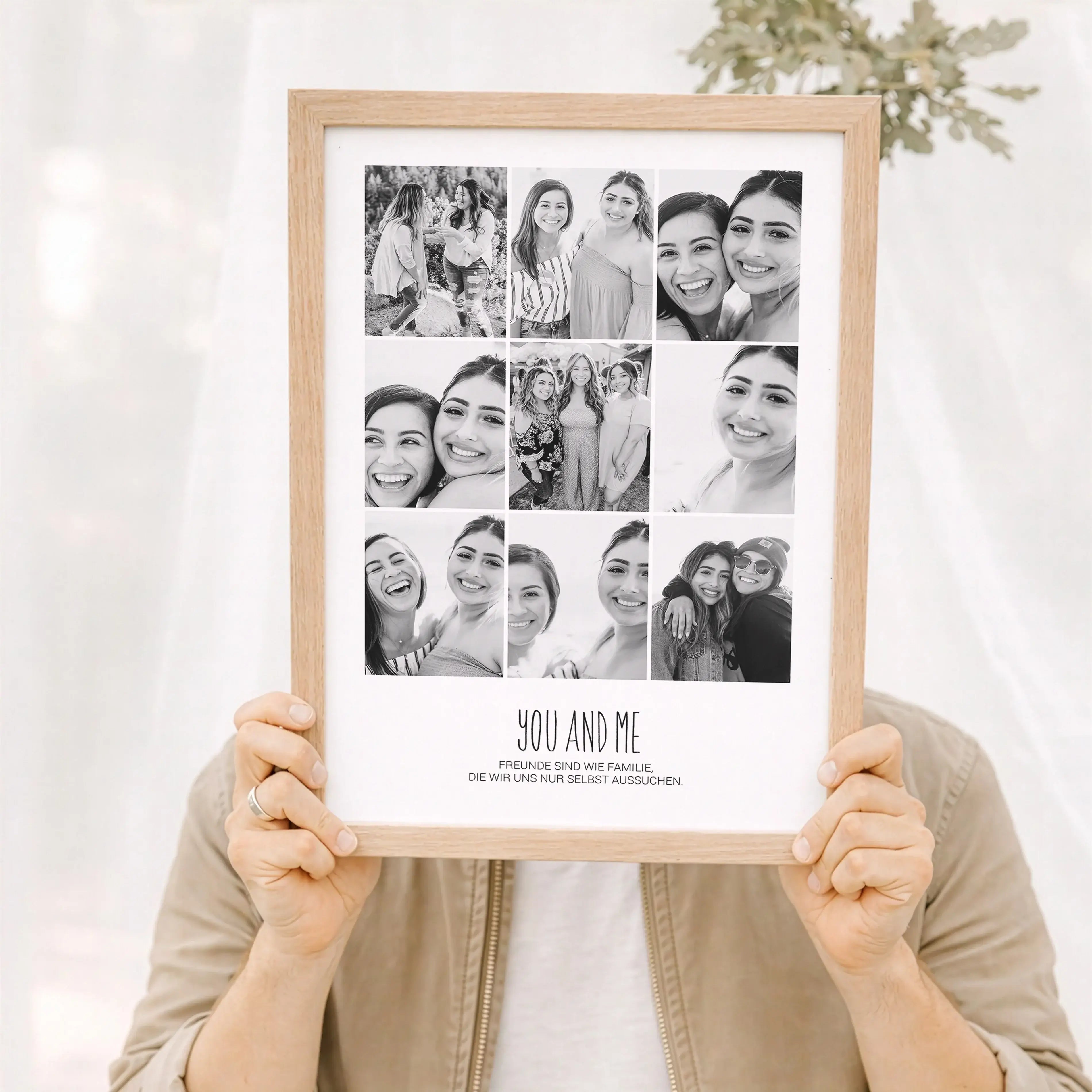 You and me Foto Poster-Personalisiertes Poster-famprints-Das You and me Foto Poster von famprints ist eine persönliche Art, gemeinsame Erinnerungen sichtbar zu machen. Neun Fotos werden in einem harmonischen Raster zu einem modernen Fotoposter kombiniert