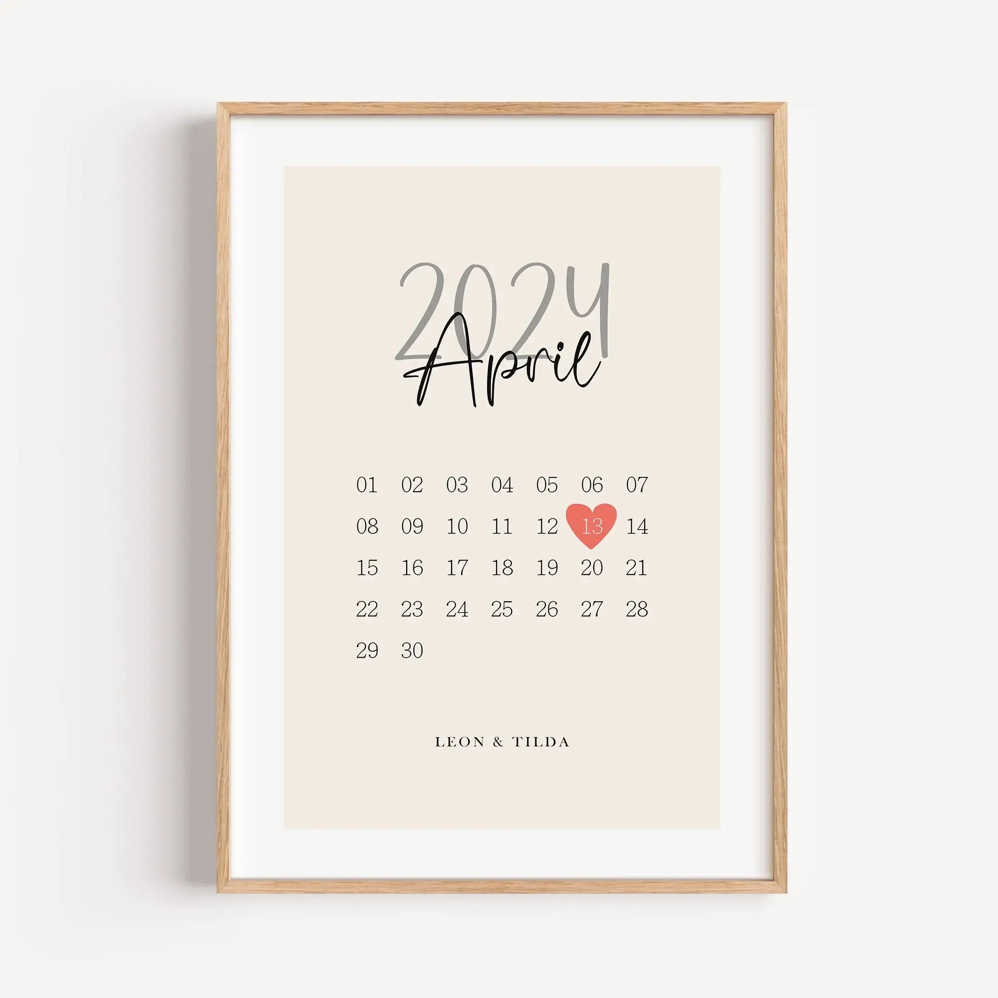 Kalender Poster-famprints-Personalisiertes Poster-Entdecke unser einzigartiges Kalender Poster, das du mit dem Datum deines Kennenlernens, deiner Hochzeit oder einem anderen wichtigen Ereignis personalisieren kannst. Gedruckt auf hochwertigem 250g/m² Prem