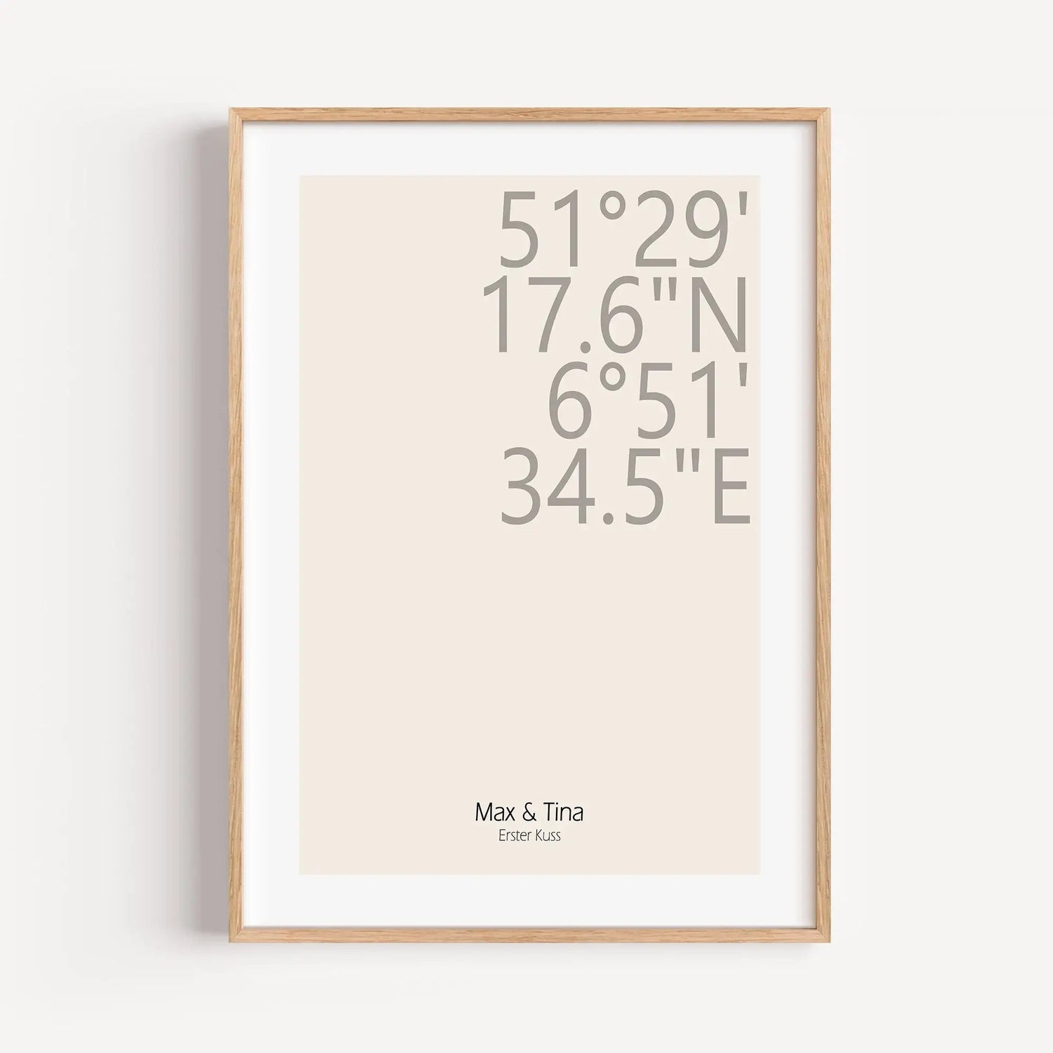Koordinaten Poster-famprints-Personalisiertes Poster-Dekoriere dein Zuhause mit einem personalisierten Koordinaten Poster. Dieses stilvolle und moderne Poster kannst du mit deinem Wunschtext personalisieren, z.B. Name, Datum, Ort, Koordinaten oder mit dei