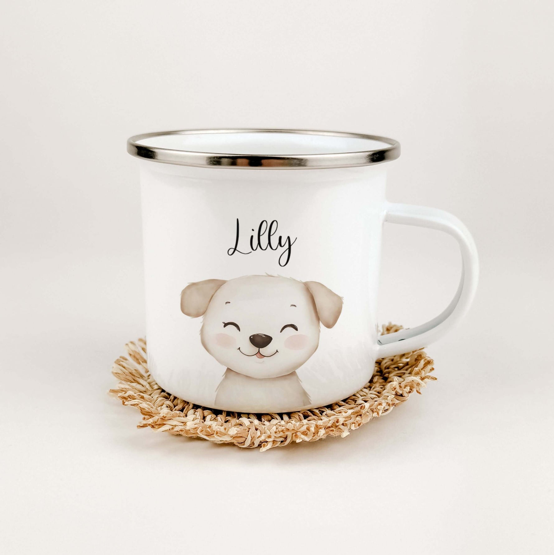 Emaille Tasse Hund Portrait-famprints-Emaille Tasse-Entdecke unsere einzigartige Emaille Tasse Hund Portrait – das perfekte personalisierte Geschenk für jedes Kind. Mit einer Füllmenge von 300 ml ist dieser Emaille Becher nicht nur stilvoll, sondern auch