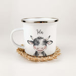 Emaille Tasse Kuh Portrait-famprints-Emaille Tasse-Entdecke die kreative Emaille Tasse Kuh Portrait – das ideale Geschenk für kleine Tierliebhaber und viele besondere Anlässe wie Einschulung, Geburtsfeiern oder Weihnachten. Diese Emaille Tasse personalisi