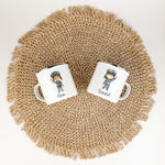 Emaille Tasse Polizistin-famprints-Emaille Tasse-Entdecke unsere bezaubernde Emaille Tasse Polizistin, die nicht nur als praktisches Trinkgefäß überzeugt, sondern auch ein liebevolles, personalisiertes Geschenk für kleine Polizistinnen ist. Diese Emaille