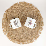 Emaille Tasse Ritter-famprints-Emaille Tasse-Entdecke die zauberhafte Emaille Tasse Ritter, die nicht nur ein praktischer Begleiter für den Alltag ist, sondern auch das Herz deines Kindes höher schlagen lässt. Mit jedem Schluck aus dieser personalisierten