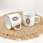 Emaille Tasse Bär No3-famprints-Emaille Tasse-Entdecke die liebevoll gestaltete Emaille Tasse Bär No3 – ein perfektes Geschenk für deinen kleinen Schatz! Diese personalisierte Tasse wird mit dem Namen des Kindes bedruckt und zeigt einen süßen kleinen Bäre